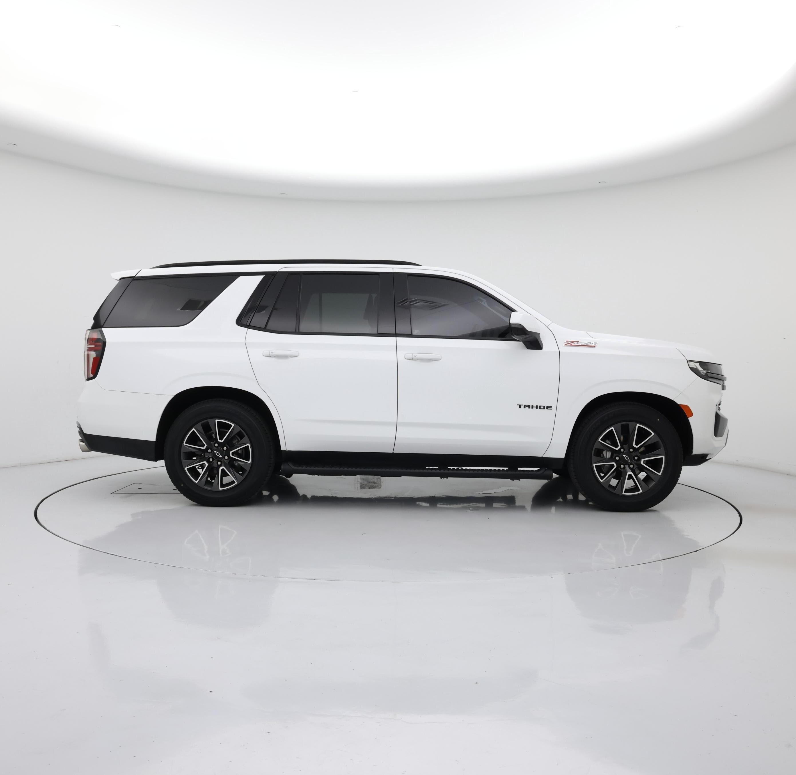 Thumbnail: 2022 Chevrolet Tahoe - 7