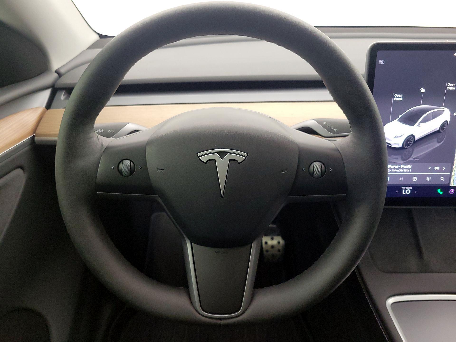 Thumbnail: 2024 Tesla Model Y - 10