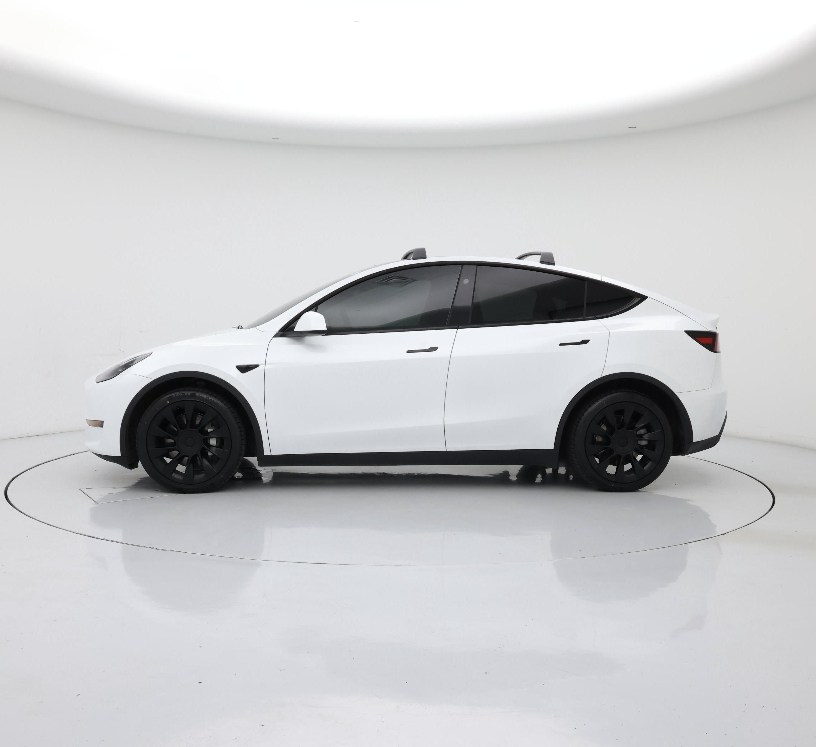 Thumbnail: 2024 Tesla Model Y - 3