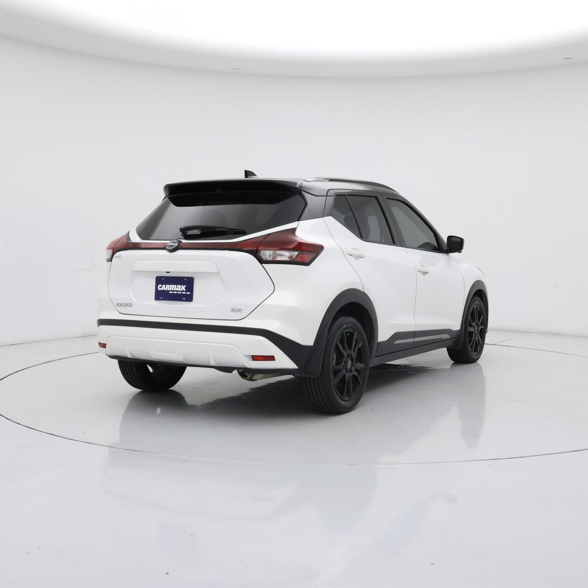 Thumbnail: 2022 Nissan Kicks - 8