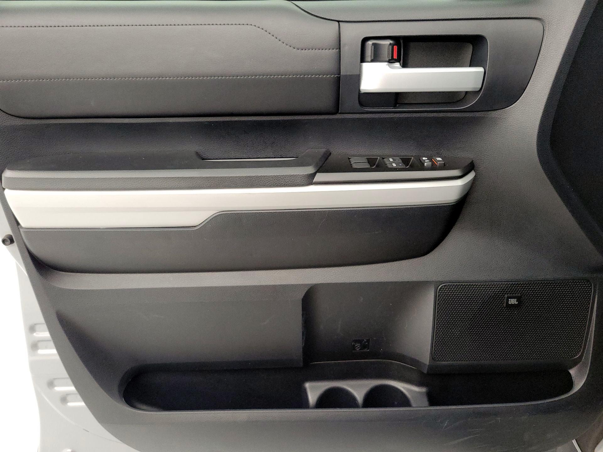 Thumbnail: 2019 Toyota Tundra - 12