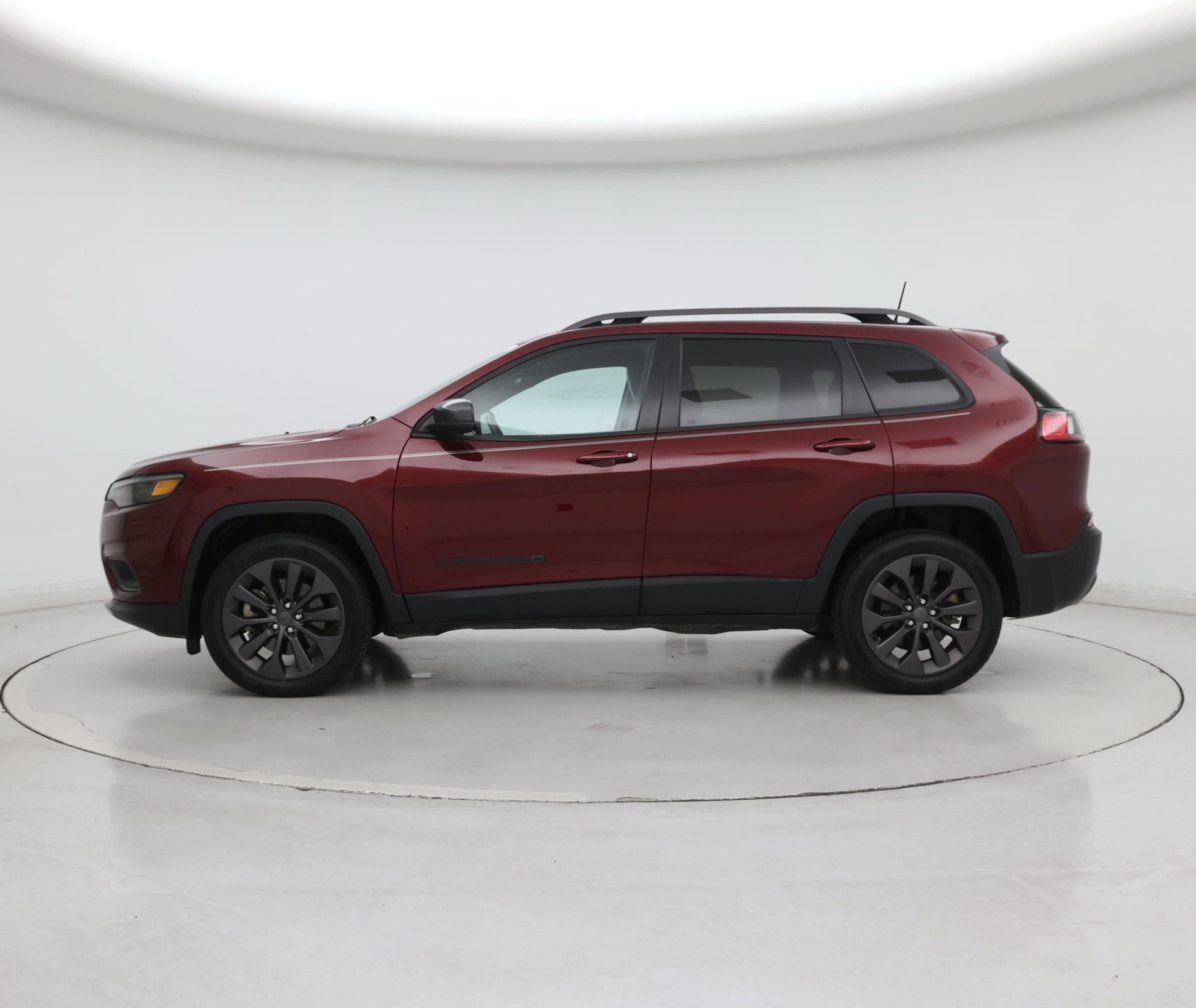 Thumbnail: 2021 Jeep Cherokee - 3