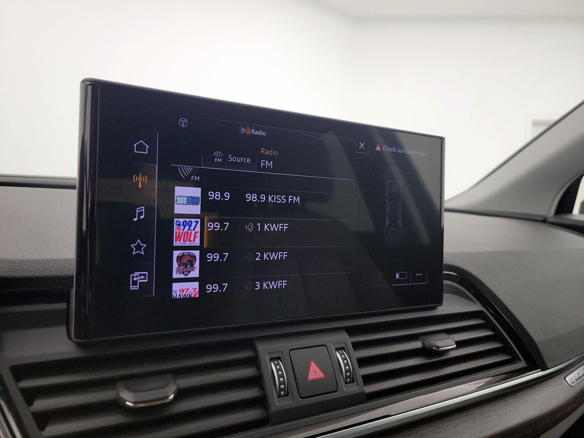 Thumbnail: 2021 Audi Q5 - 15