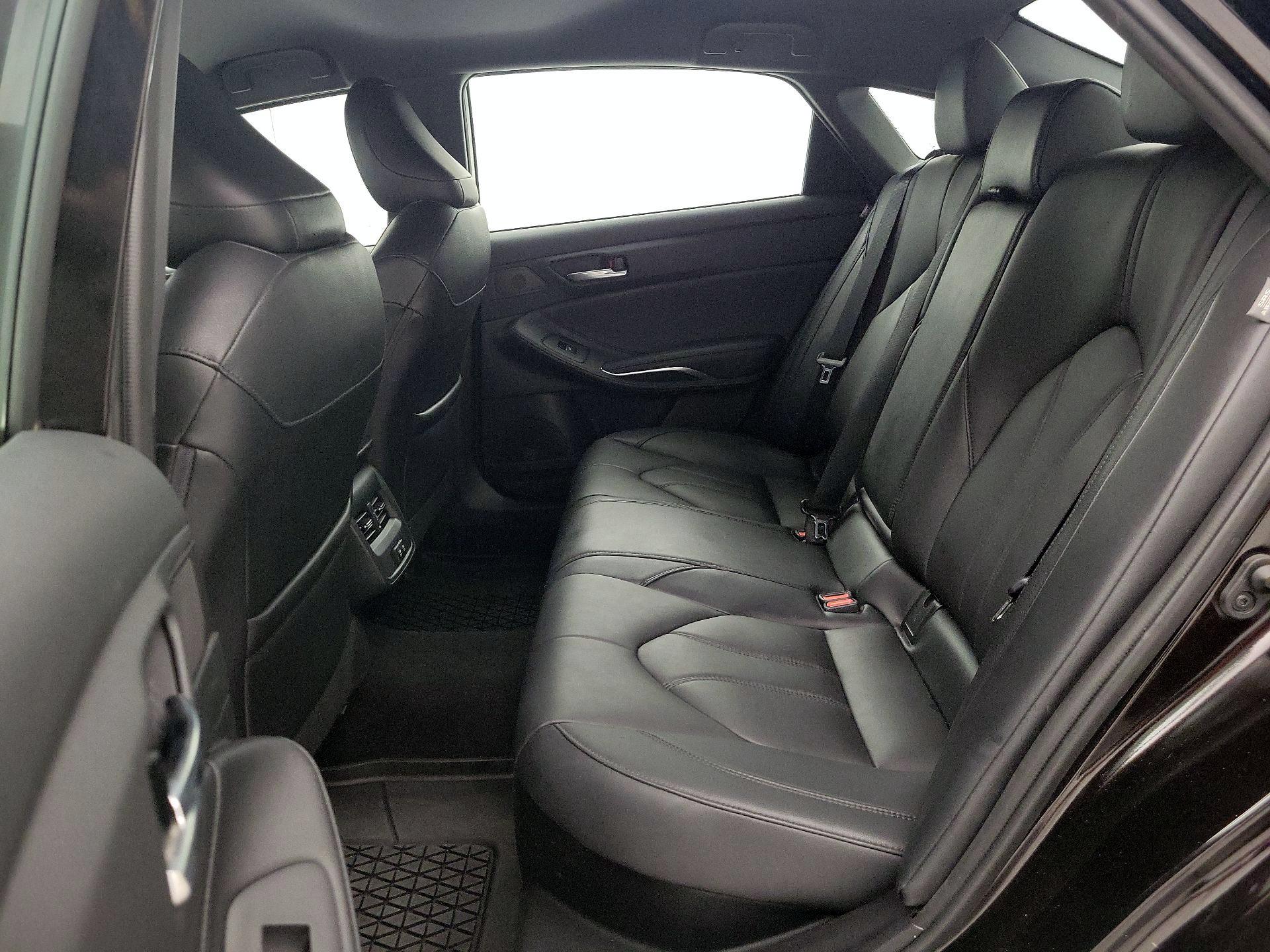 Thumbnail: 2020 Toyota Avalon - 19