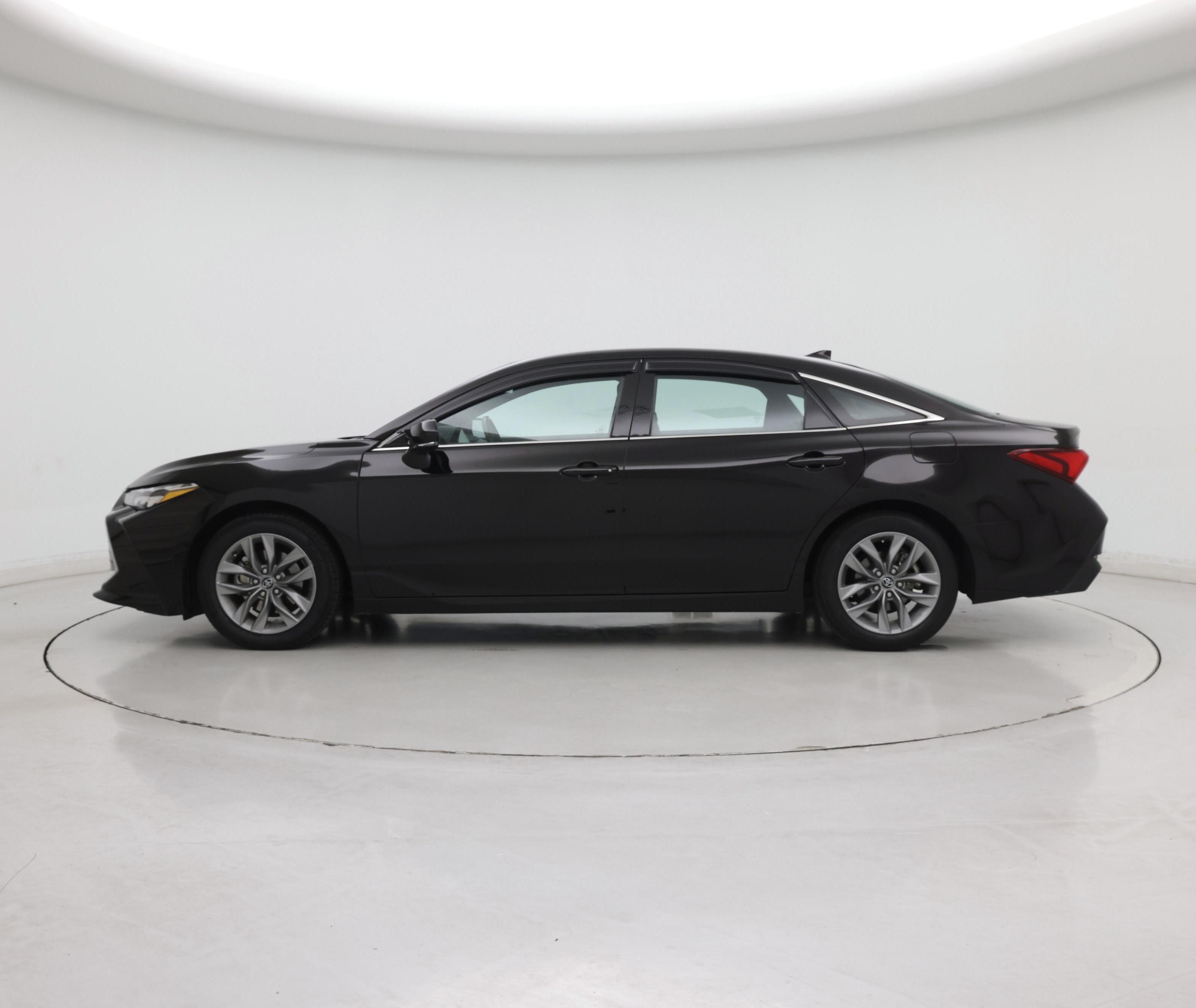 Thumbnail: 2020 Toyota Avalon - 3