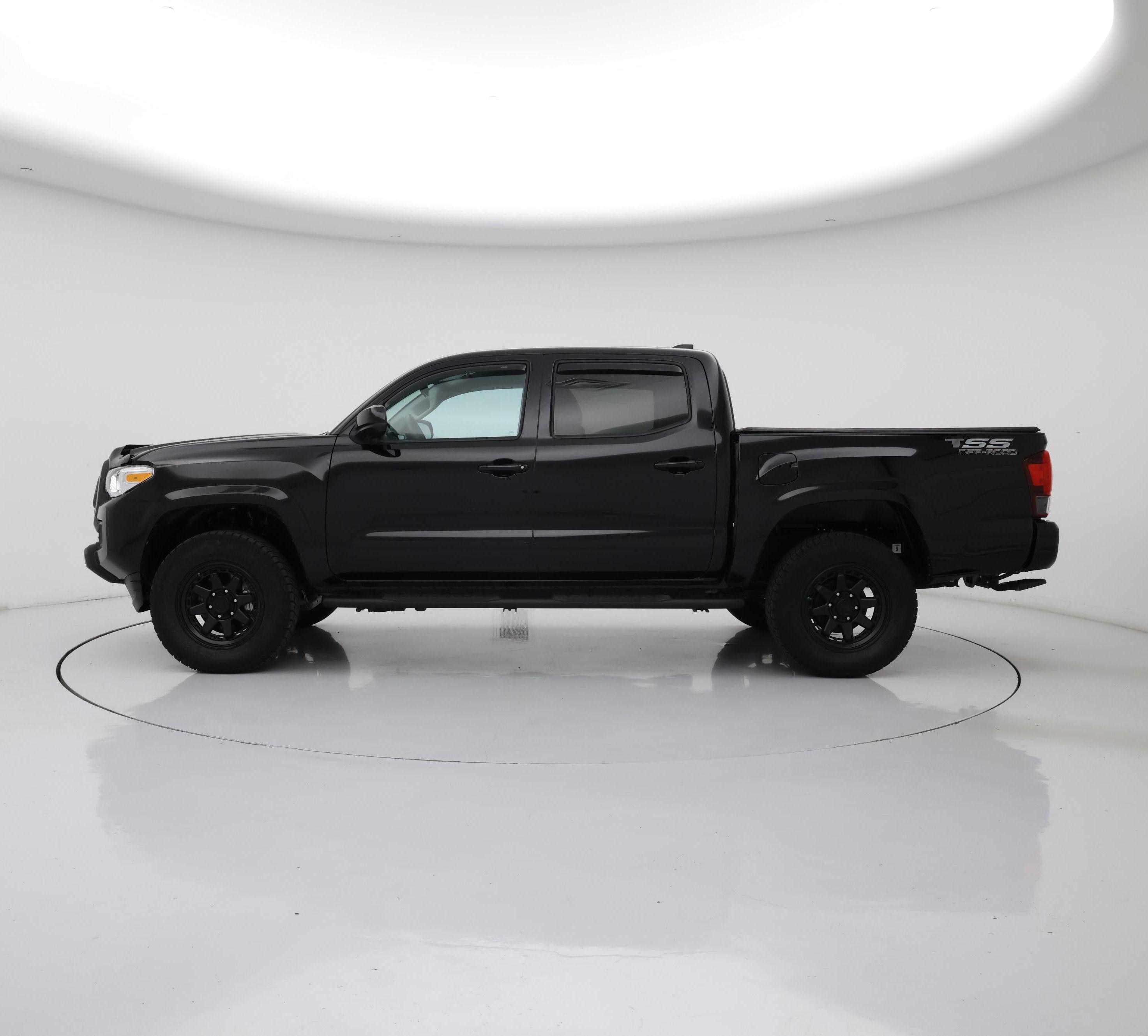 Thumbnail: 2023 Toyota Tacoma - 3