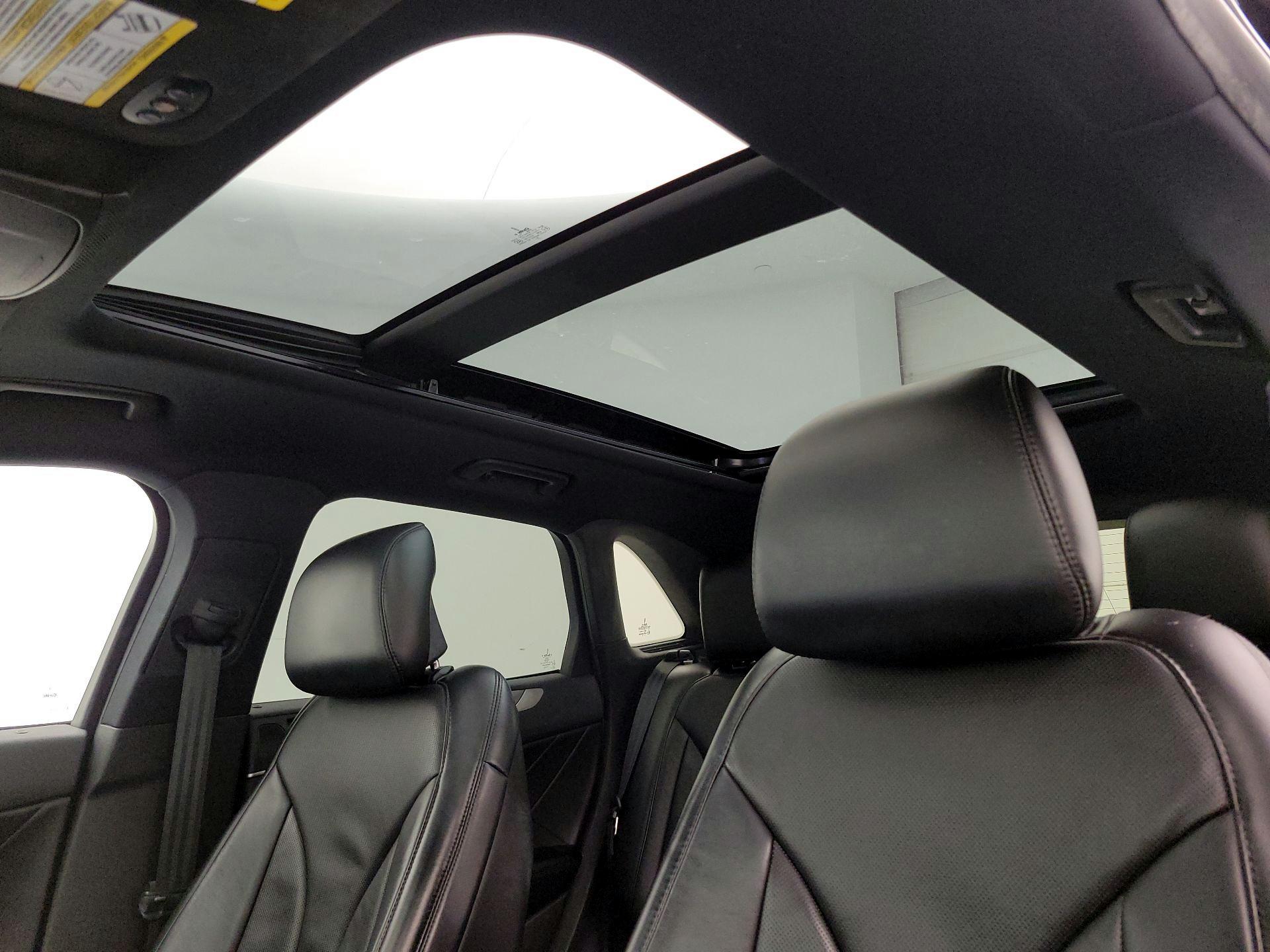 Thumbnail: 2019 Lincoln MKC - 20