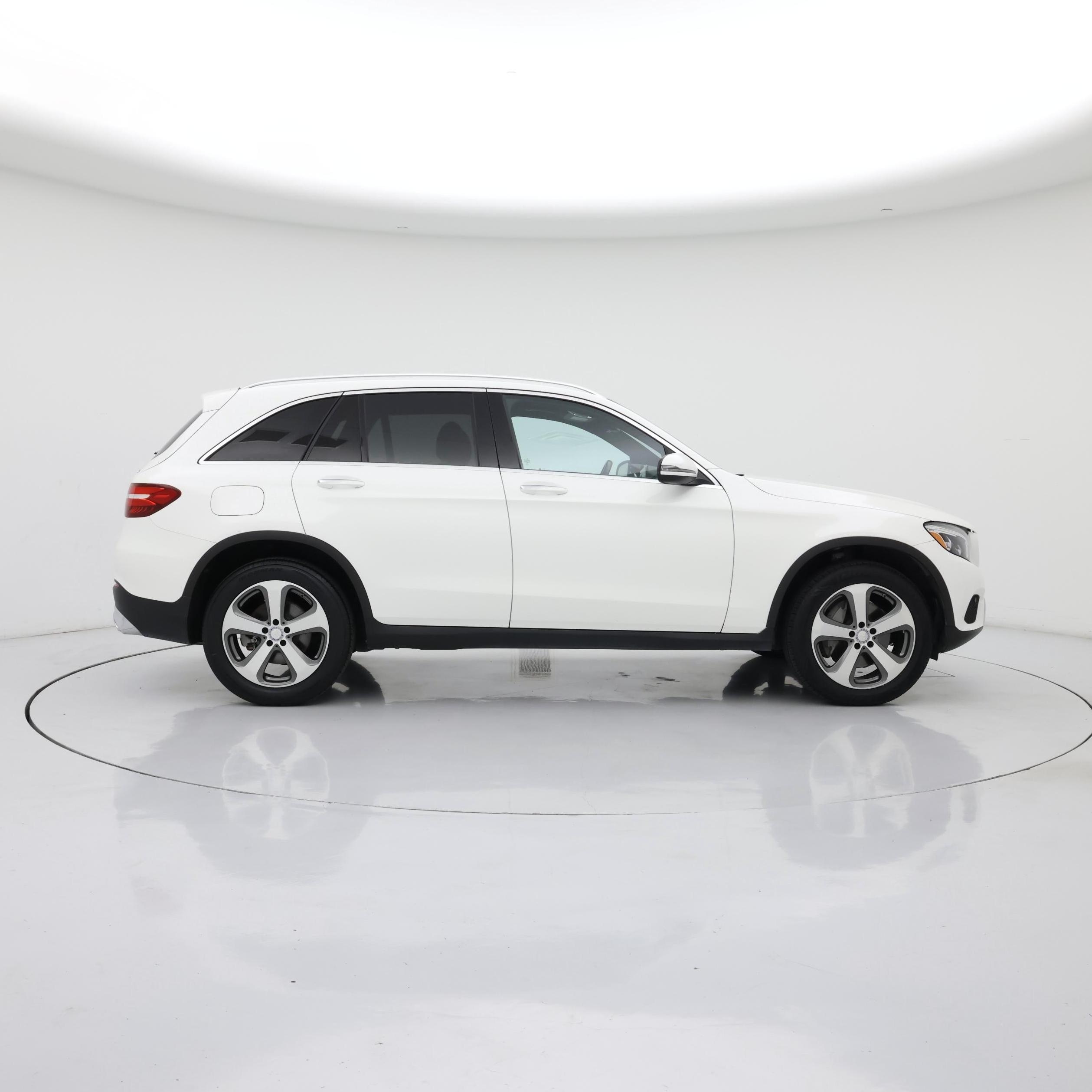 Thumbnail: 2017 Mercedes-Benz GLC - 7
