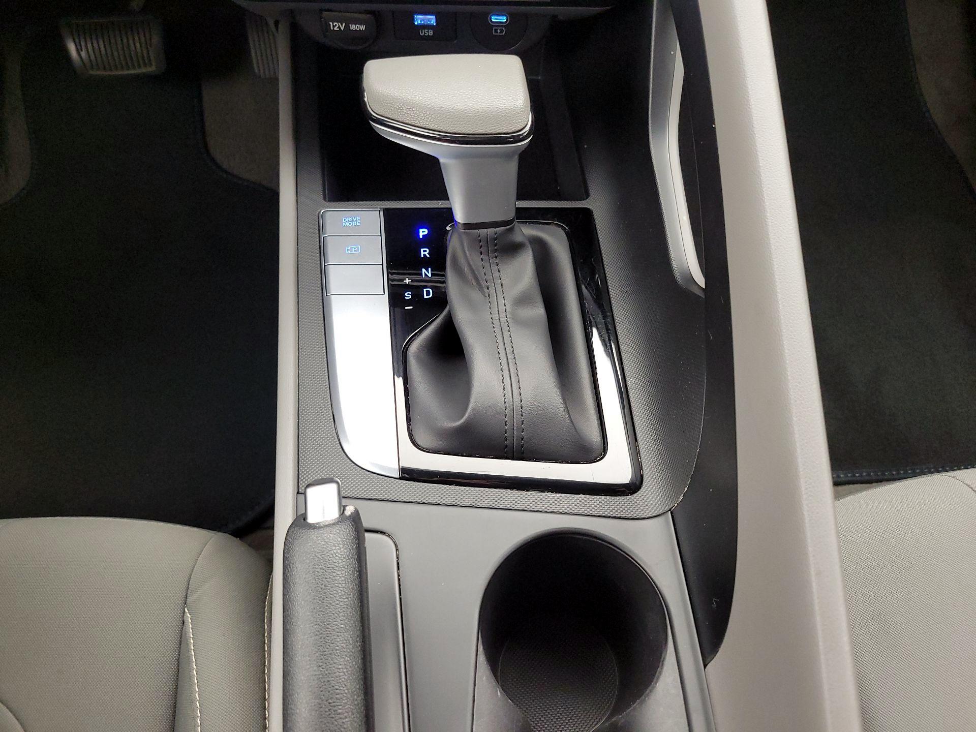 Thumbnail: 2024 Hyundai Elantra - 18