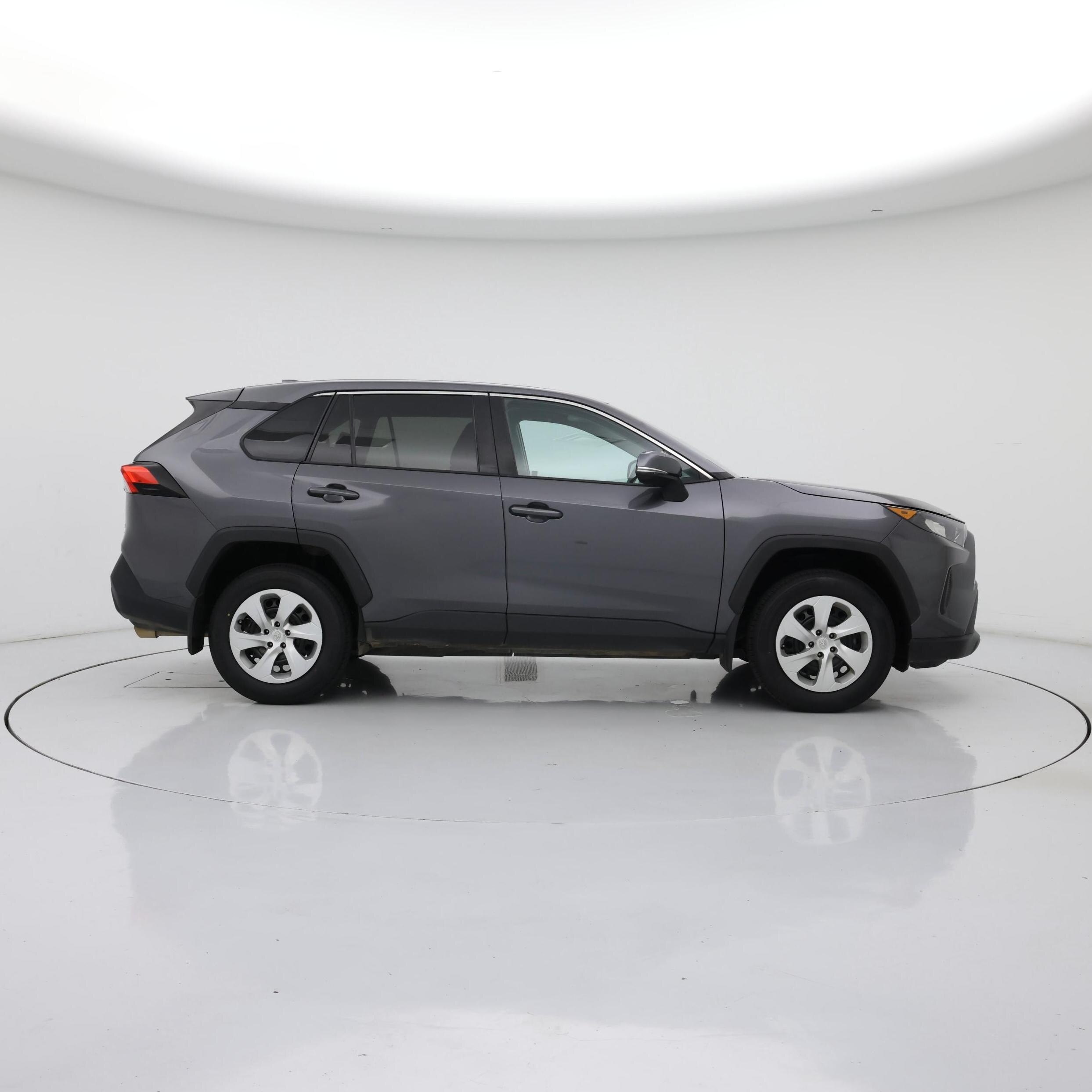 Thumbnail: 2022 Toyota RAV4 - 7