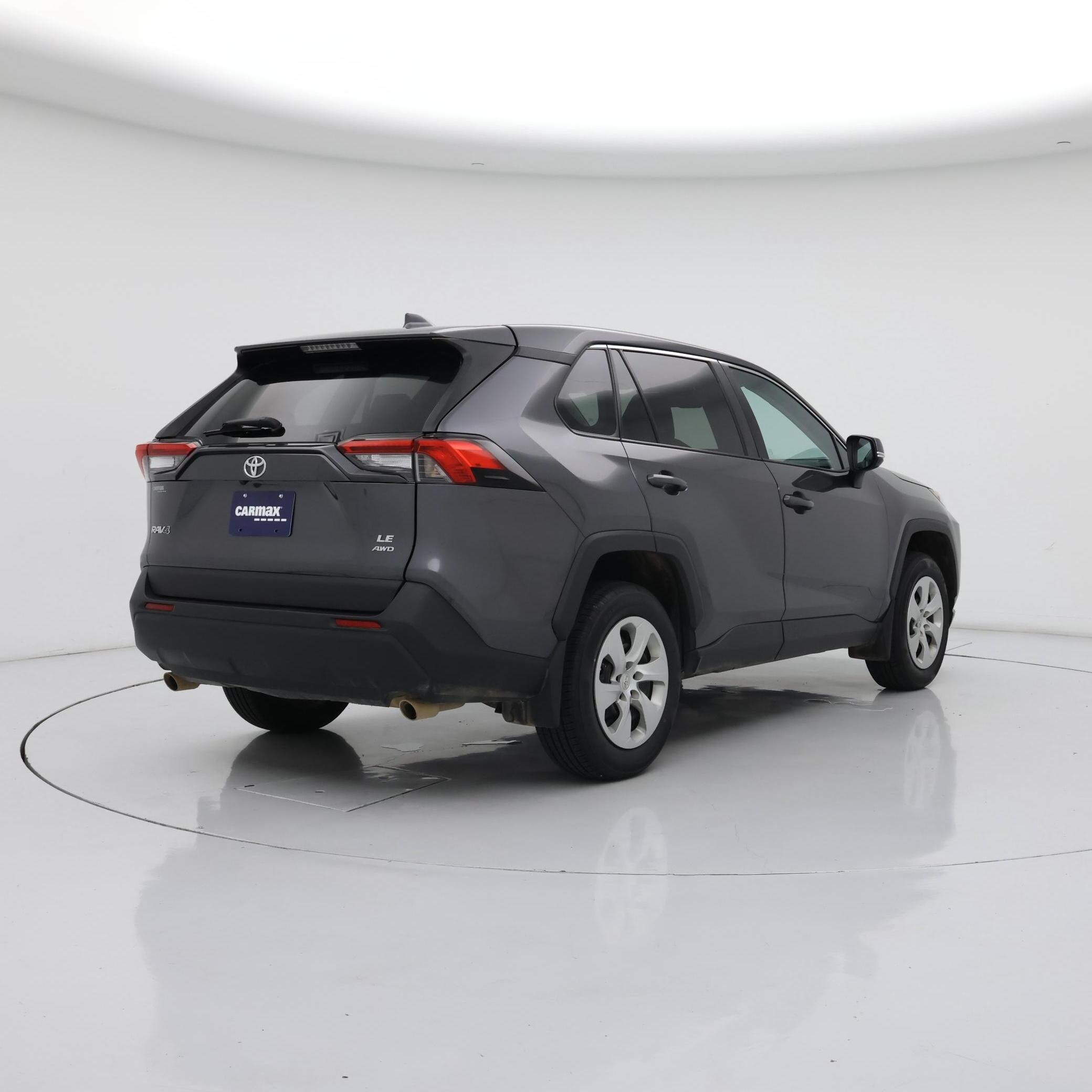 Thumbnail: 2022 Toyota RAV4 - 8