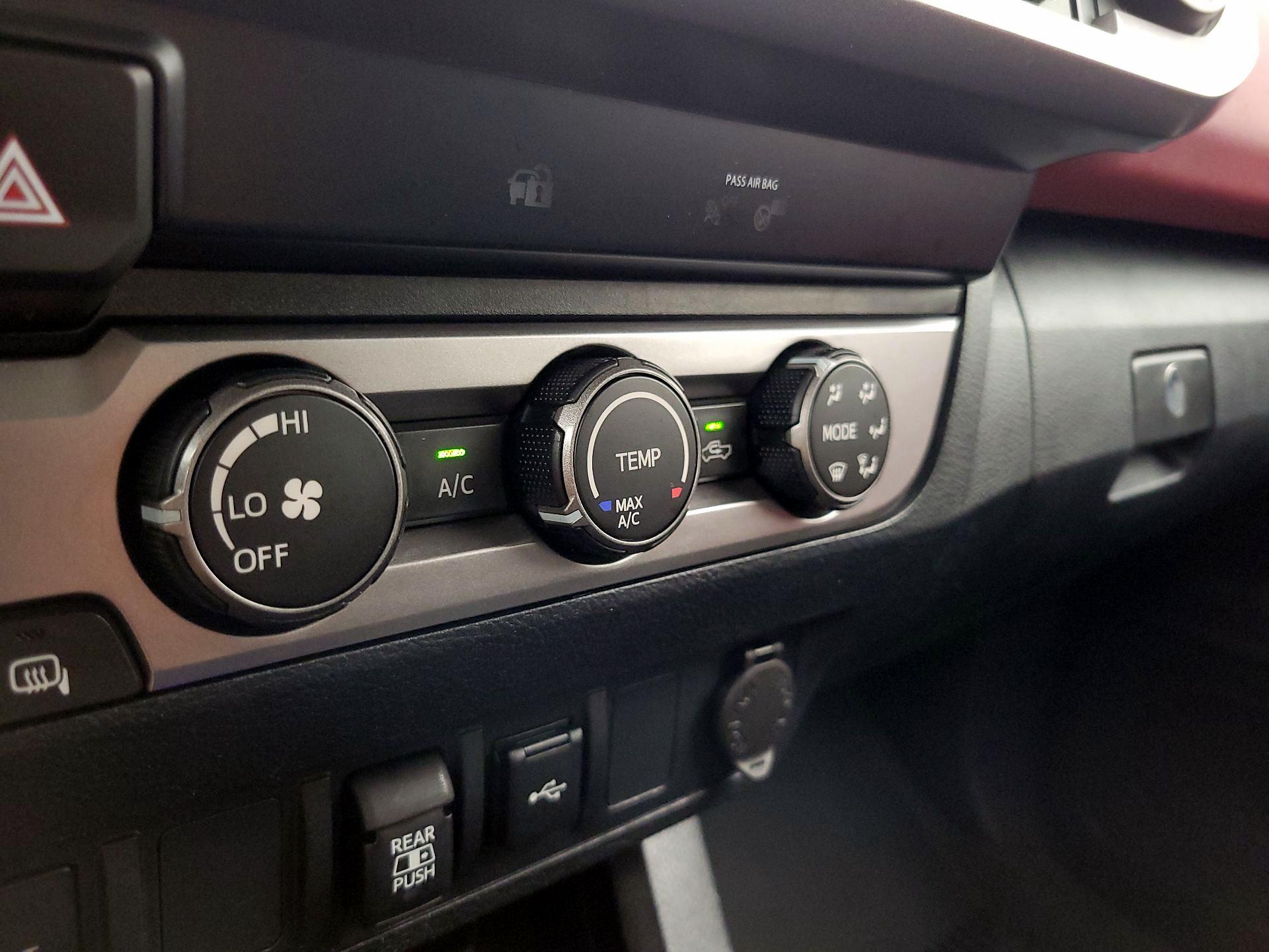 Thumbnail: 2020 Toyota Tacoma - 16