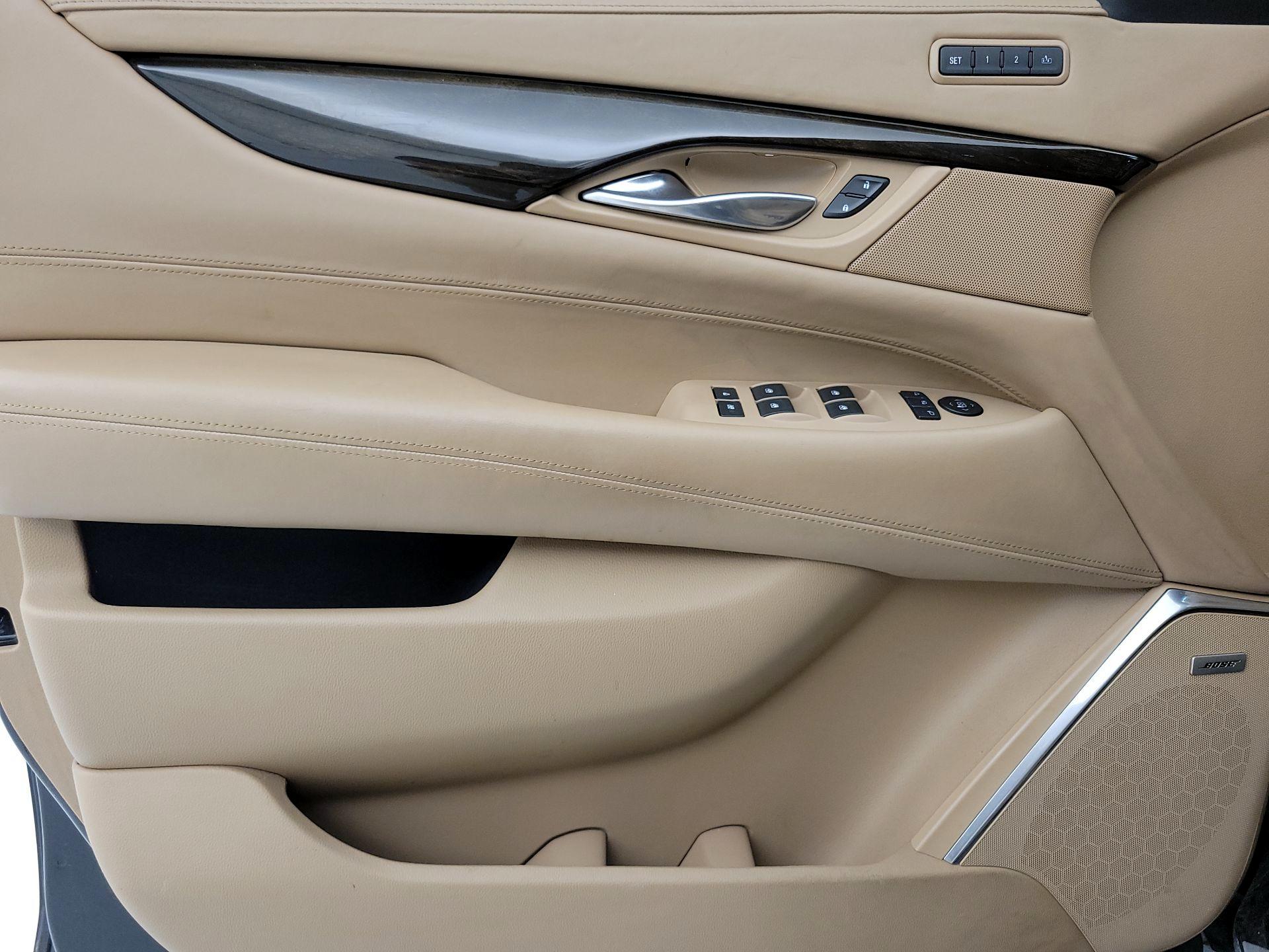 Thumbnail: 2018 Cadillac Escalade - 12