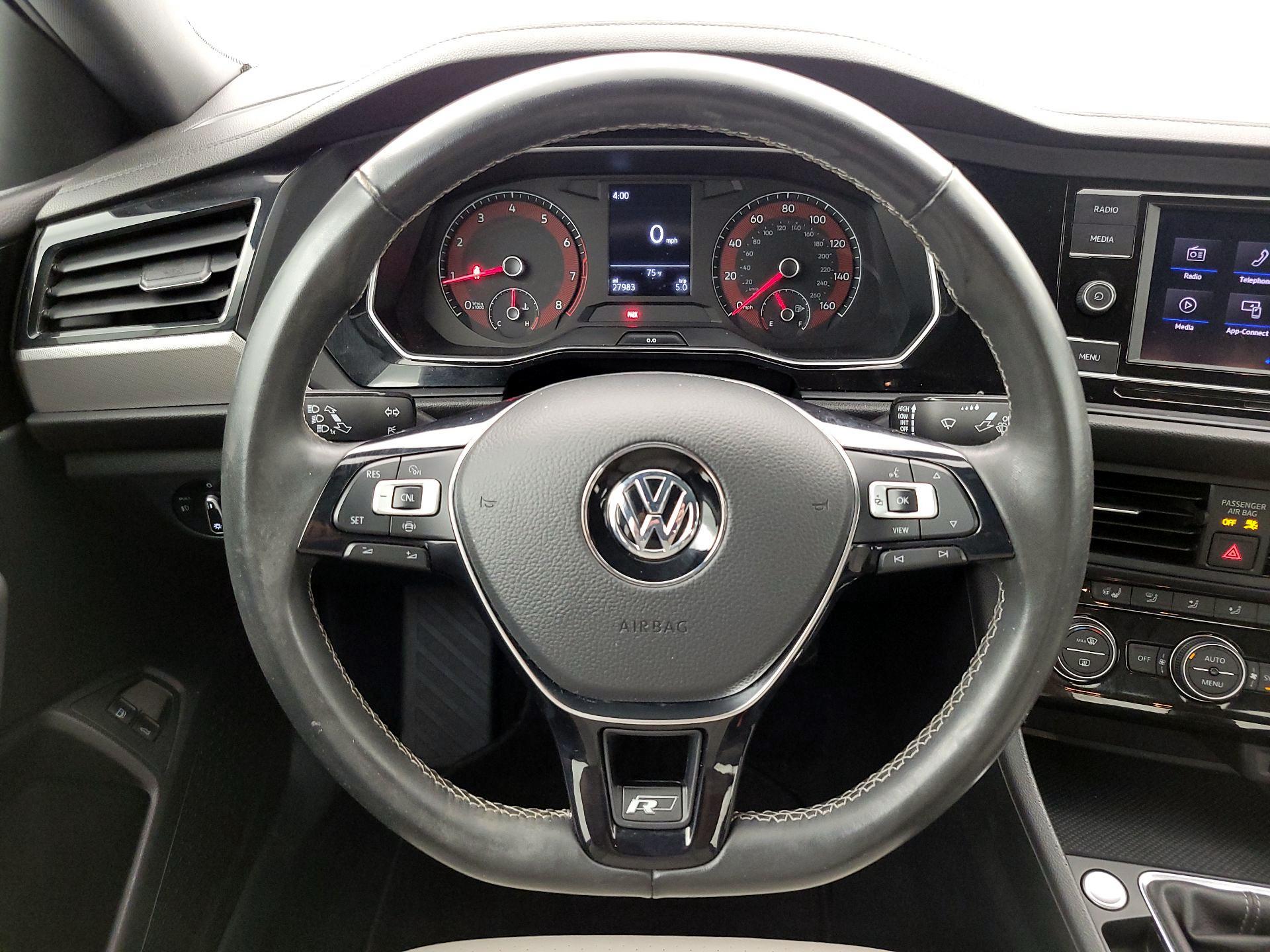 Thumbnail: 2021 Volkswagen Jetta - 10