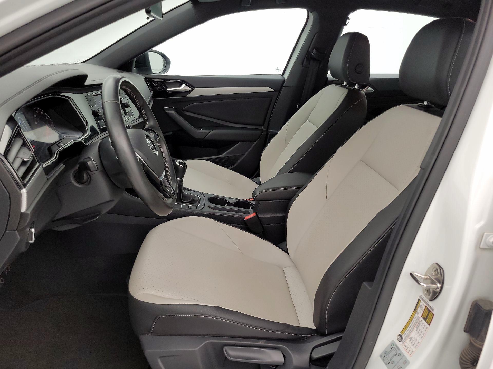 Thumbnail: 2021 Volkswagen Jetta - 11