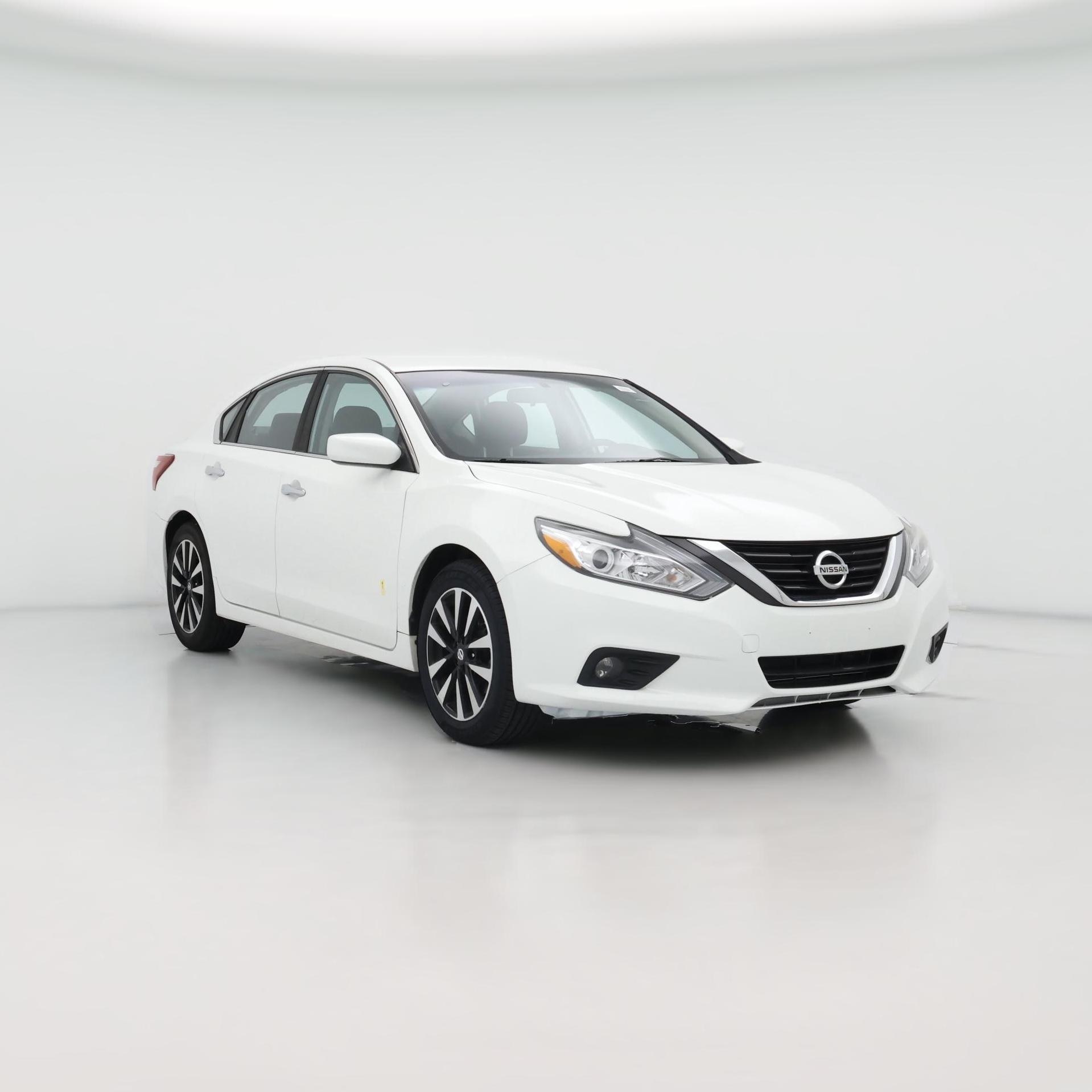Thumbnail: 2018 Nissan Altima - 1