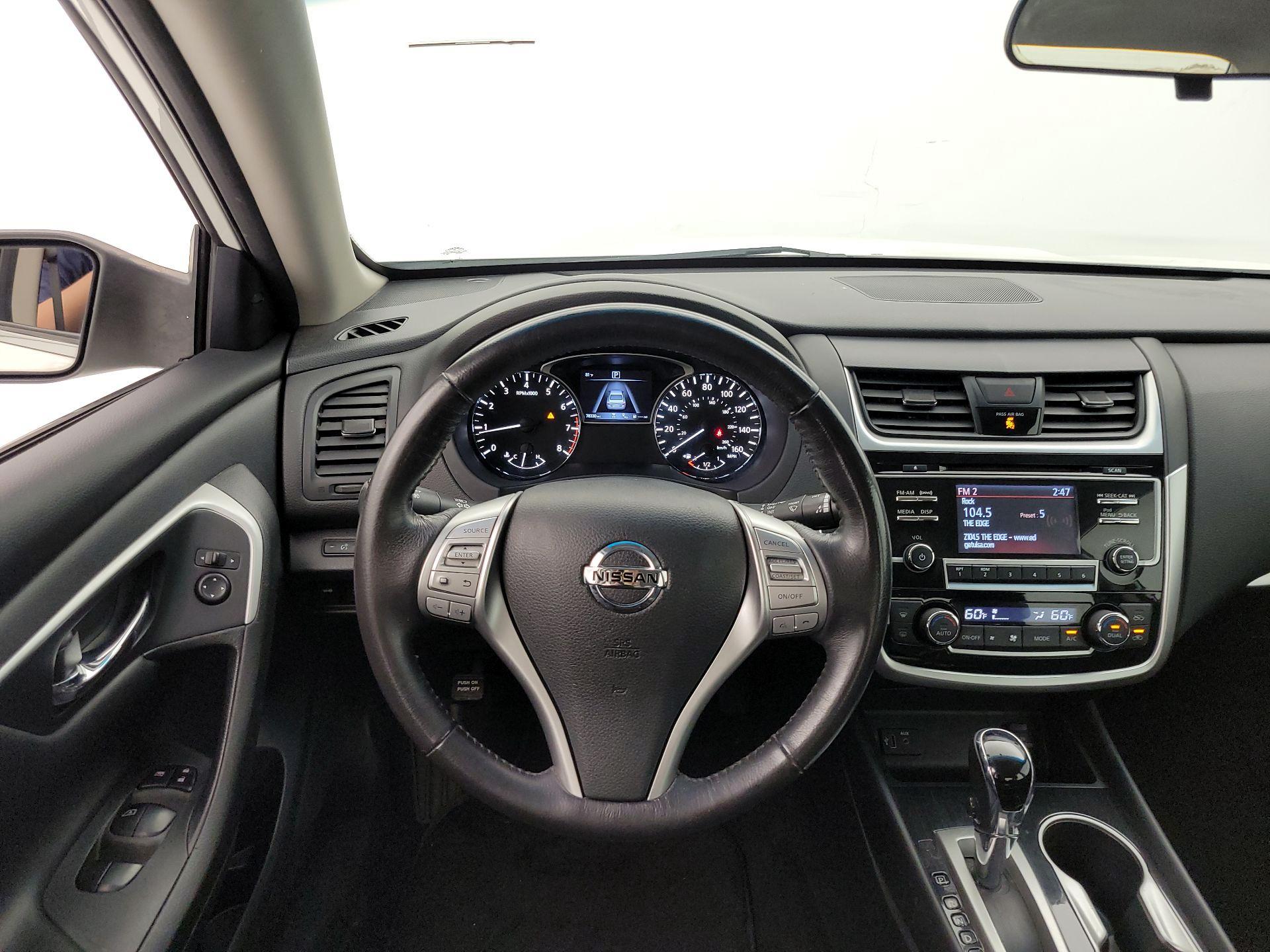 Thumbnail: 2018 Nissan Altima - 10