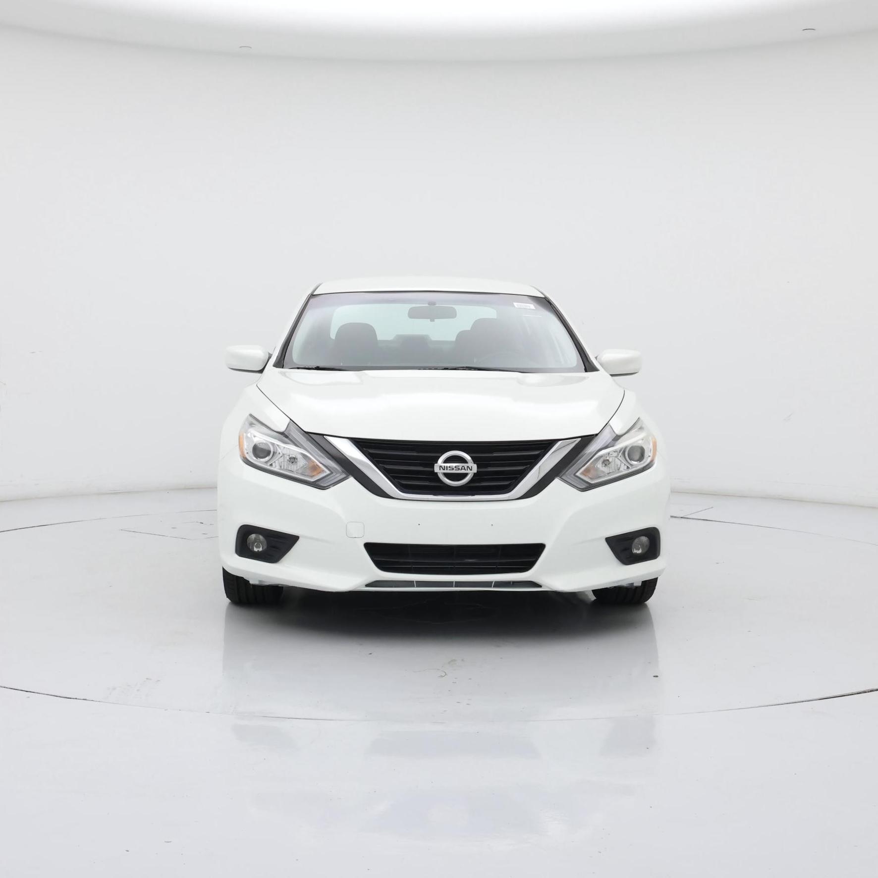 Thumbnail: 2018 Nissan Altima - 5