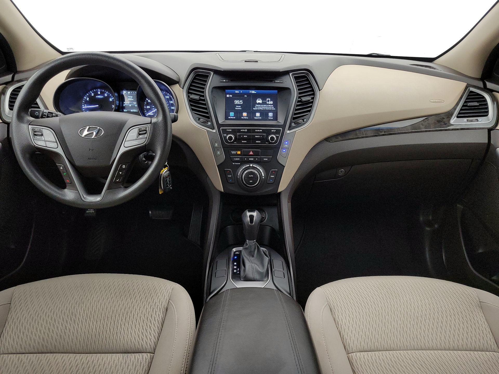 Thumbnail: 2017 Hyundai Santa Fe - 9