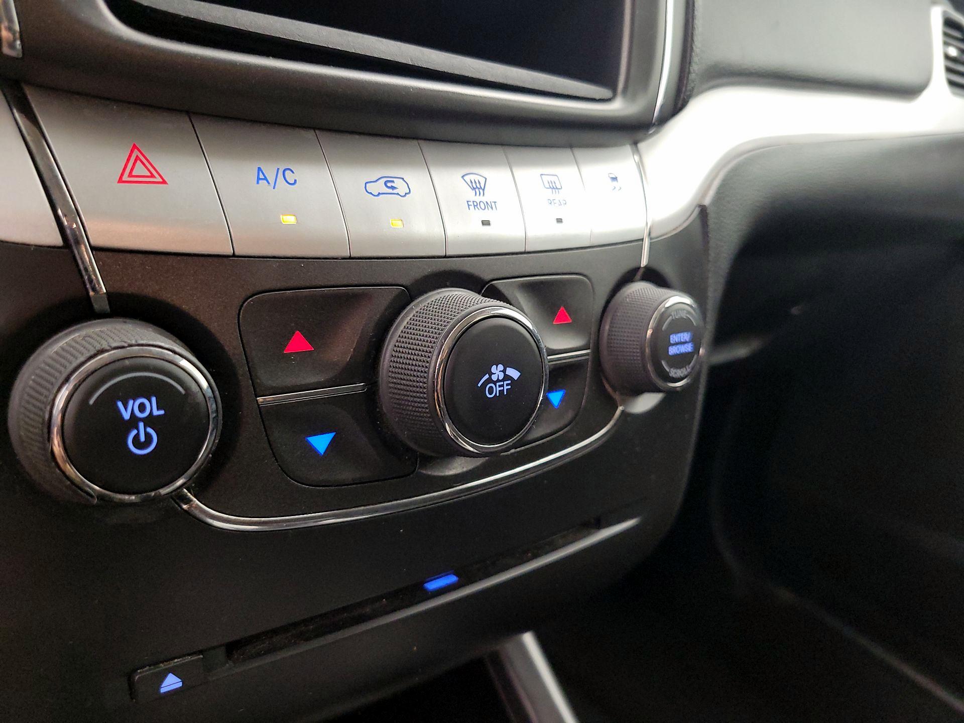 Thumbnail: 2020 Dodge Journey - 16