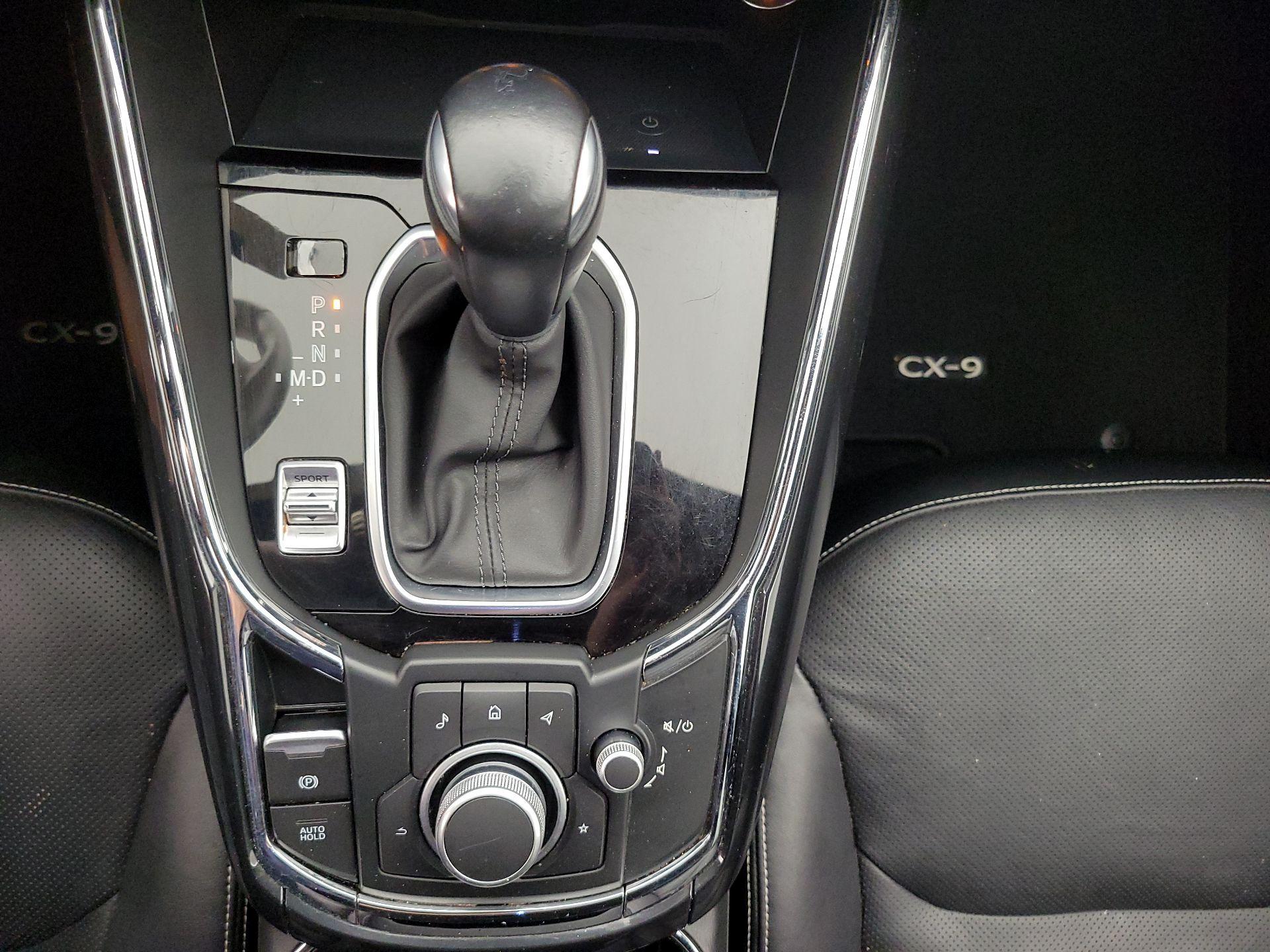 Thumbnail: 2023 Mazda CX-9 - 18