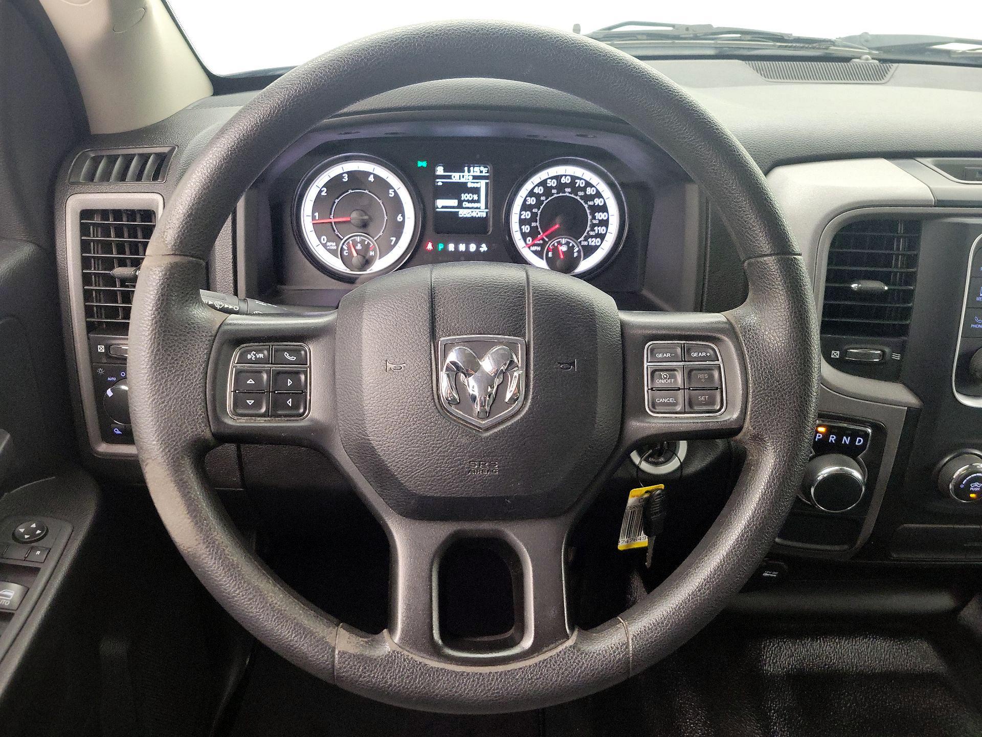 Thumbnail: 2021 RAM 1500 Classic - 10