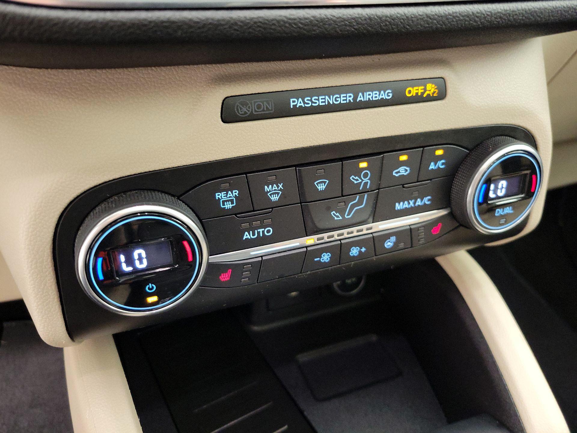 Thumbnail: 2020 Ford Escape - 17