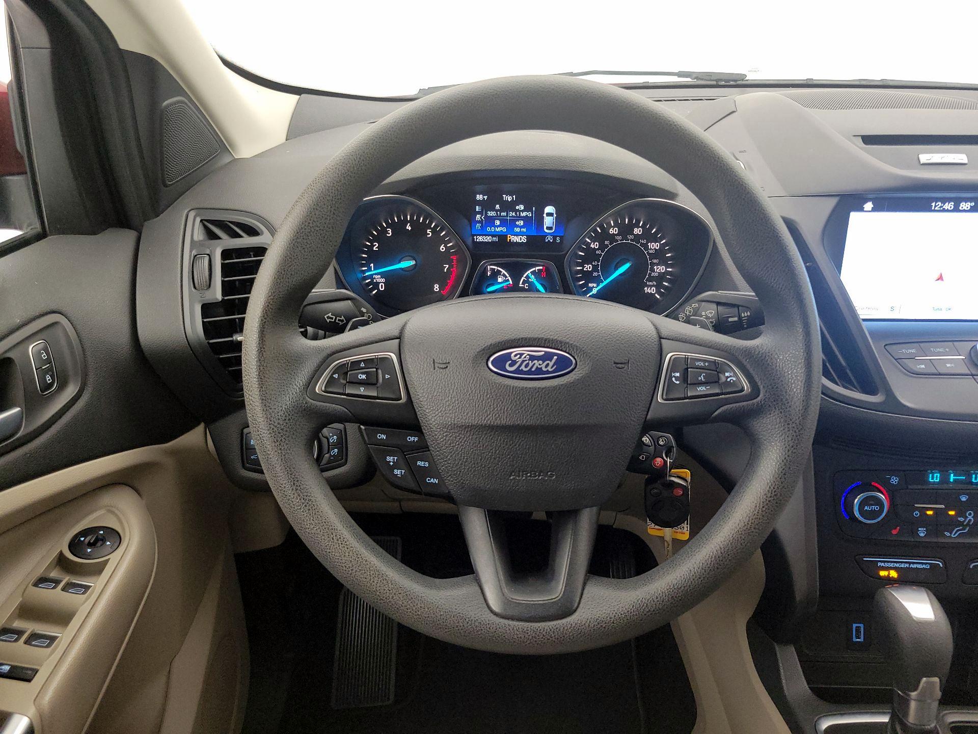Thumbnail: 2017 Ford Escape - 10