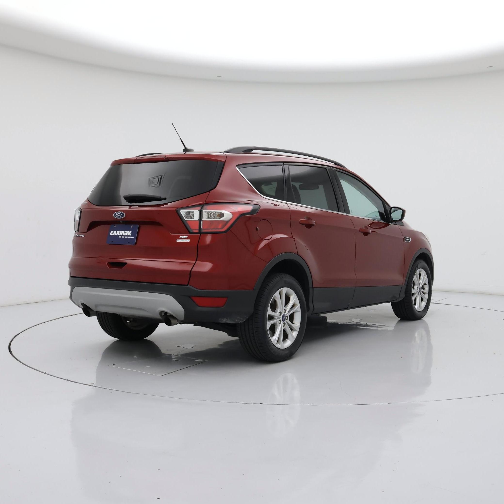 Thumbnail: 2017 Ford Escape - 8