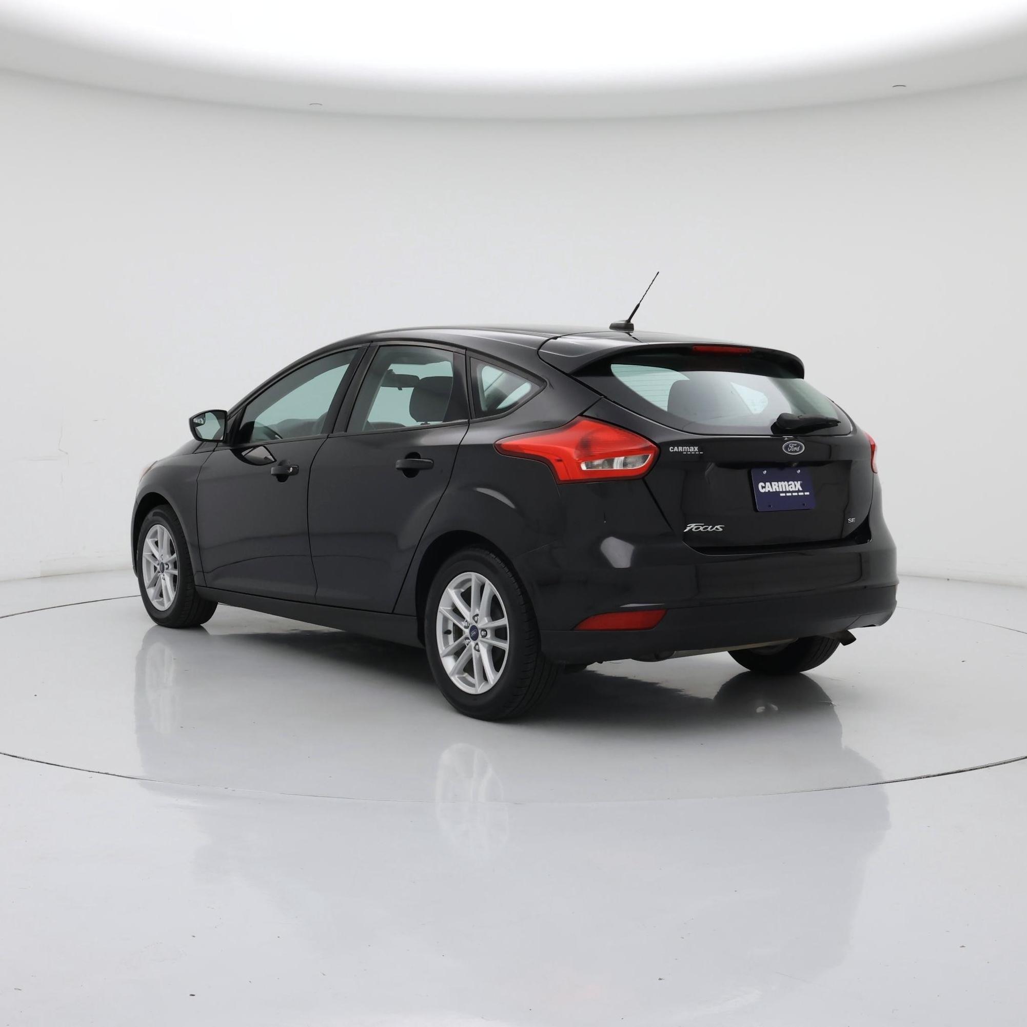 Thumbnail: 2018 Ford Focus - 2