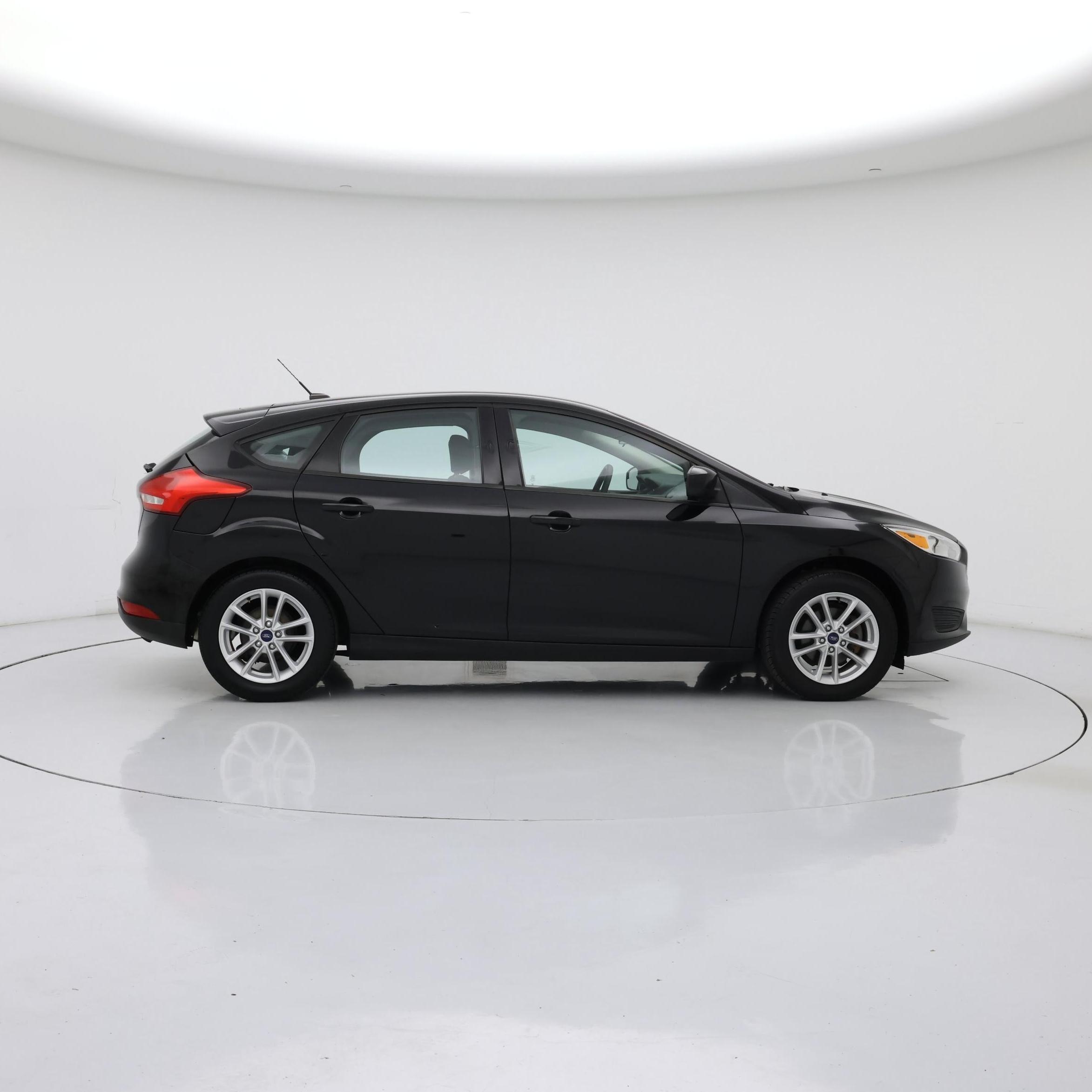Thumbnail: 2018 Ford Focus - 7
