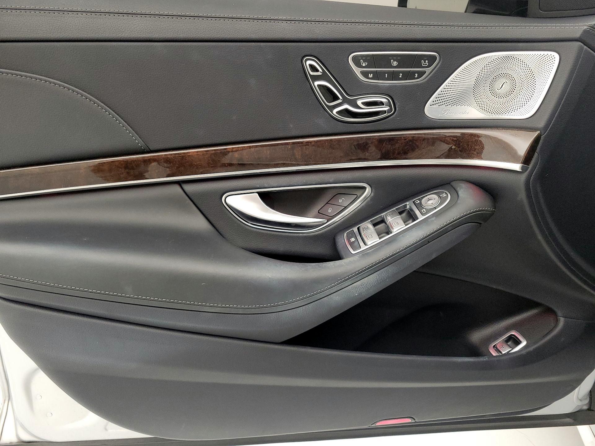 Thumbnail: 2018 Mercedes-Benz S-Class - 12