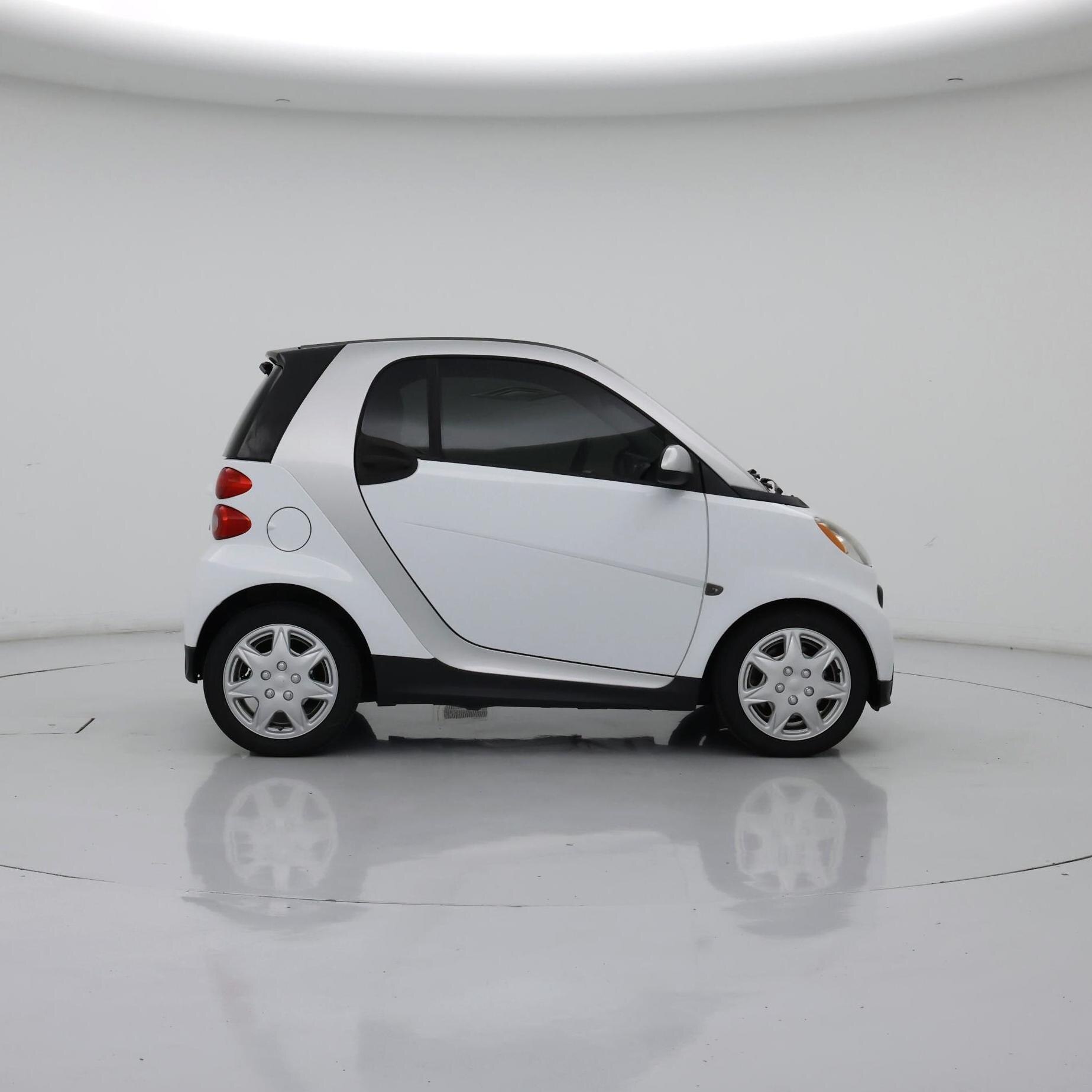 Thumbnail: 2015 smart fortwo - 7