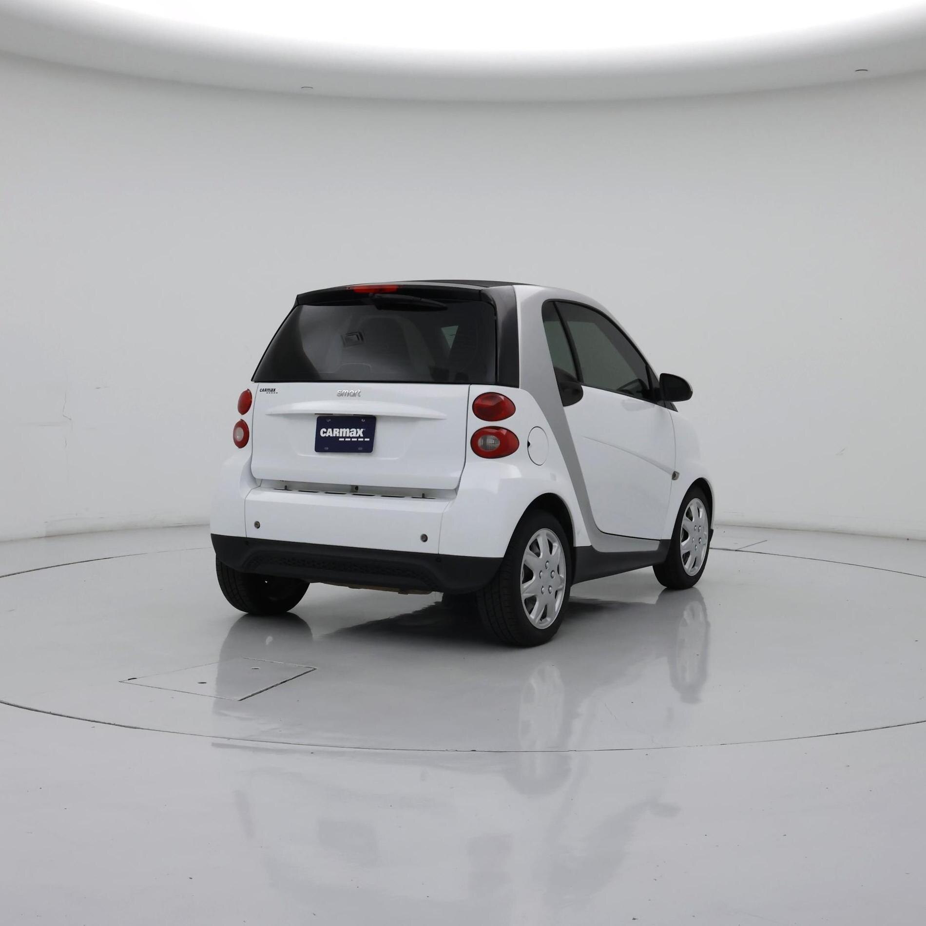 Thumbnail: 2015 smart fortwo - 8