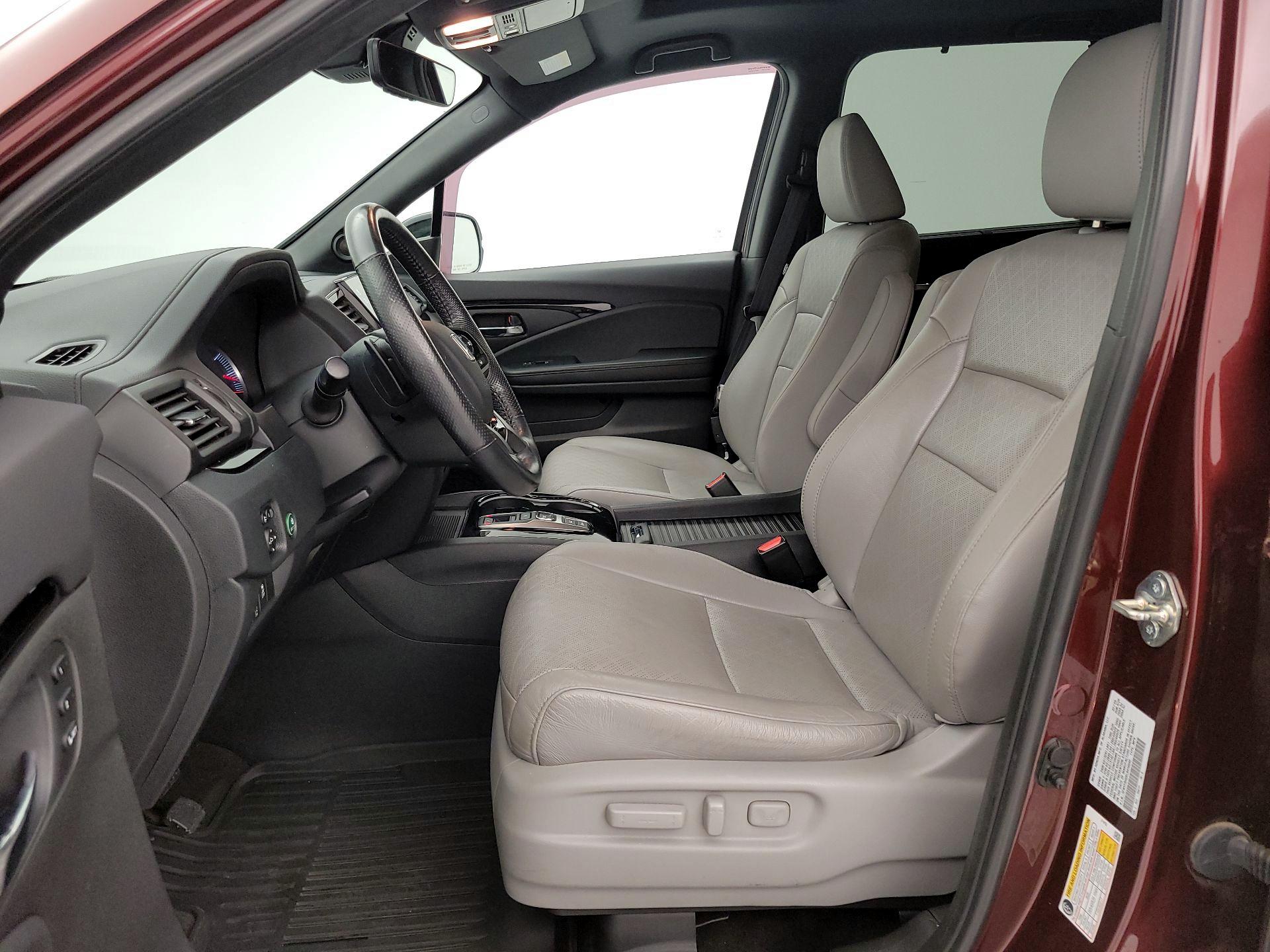 Thumbnail: 2020 Honda Passport - 11