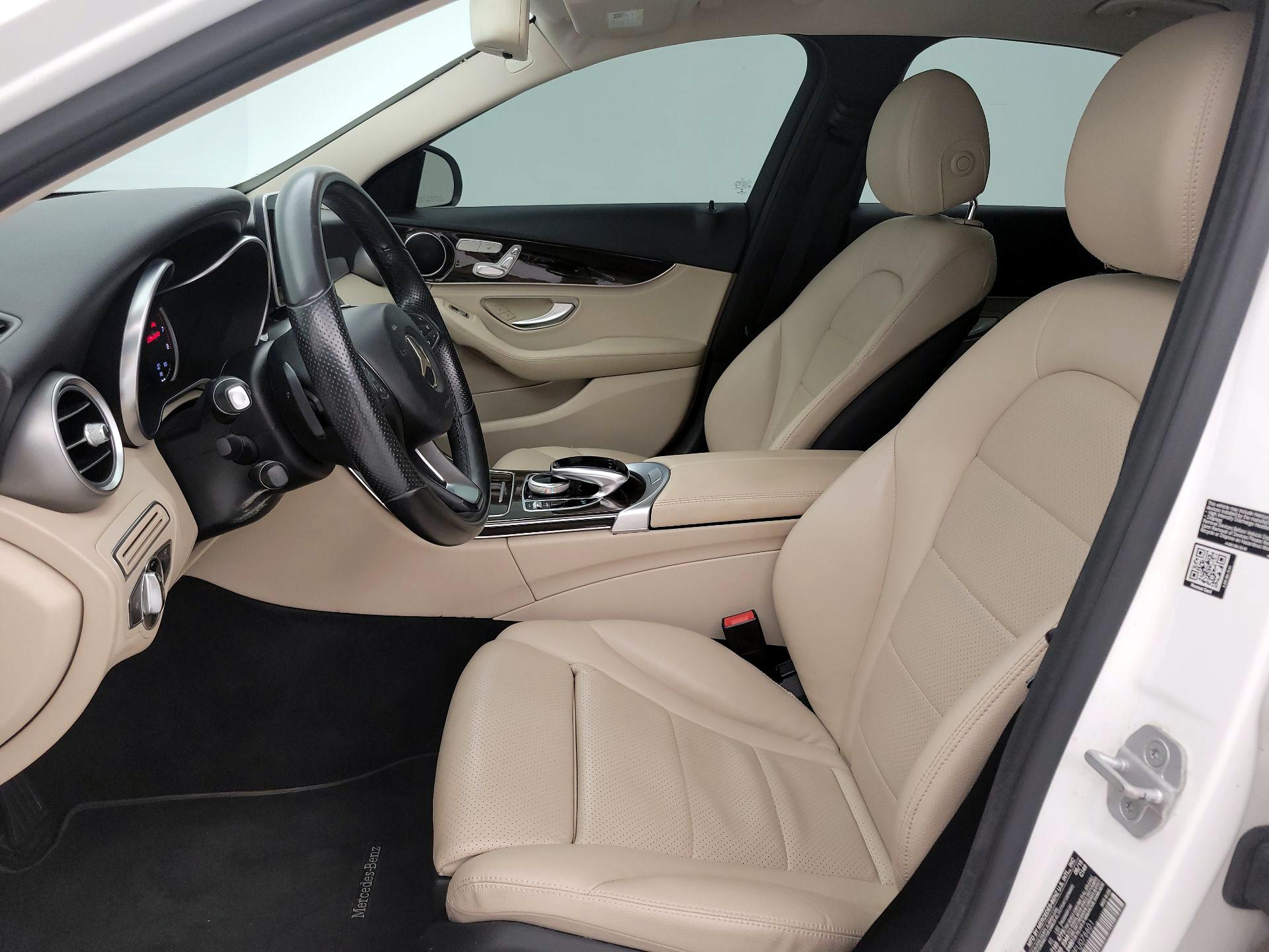 Thumbnail: 2015 Mercedes-Benz C-Class - 11