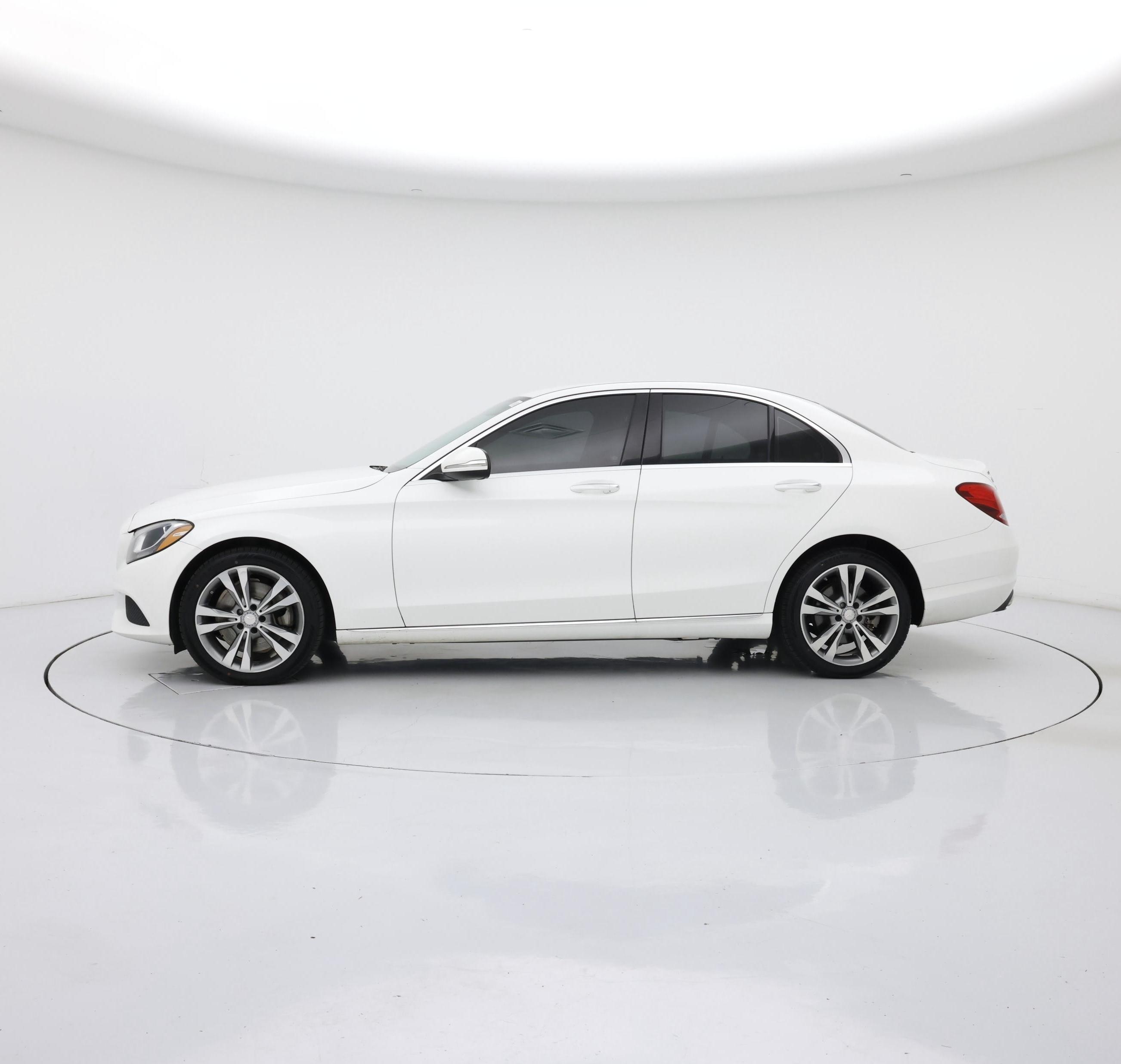 Thumbnail: 2015 Mercedes-Benz C-Class - 3