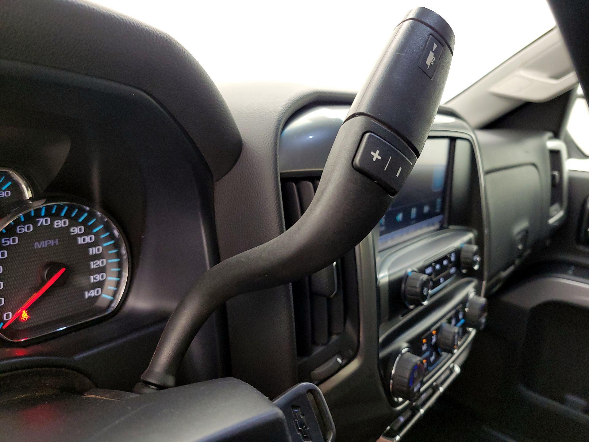 Thumbnail: 2015 Chevrolet Silverado 1500 - 17