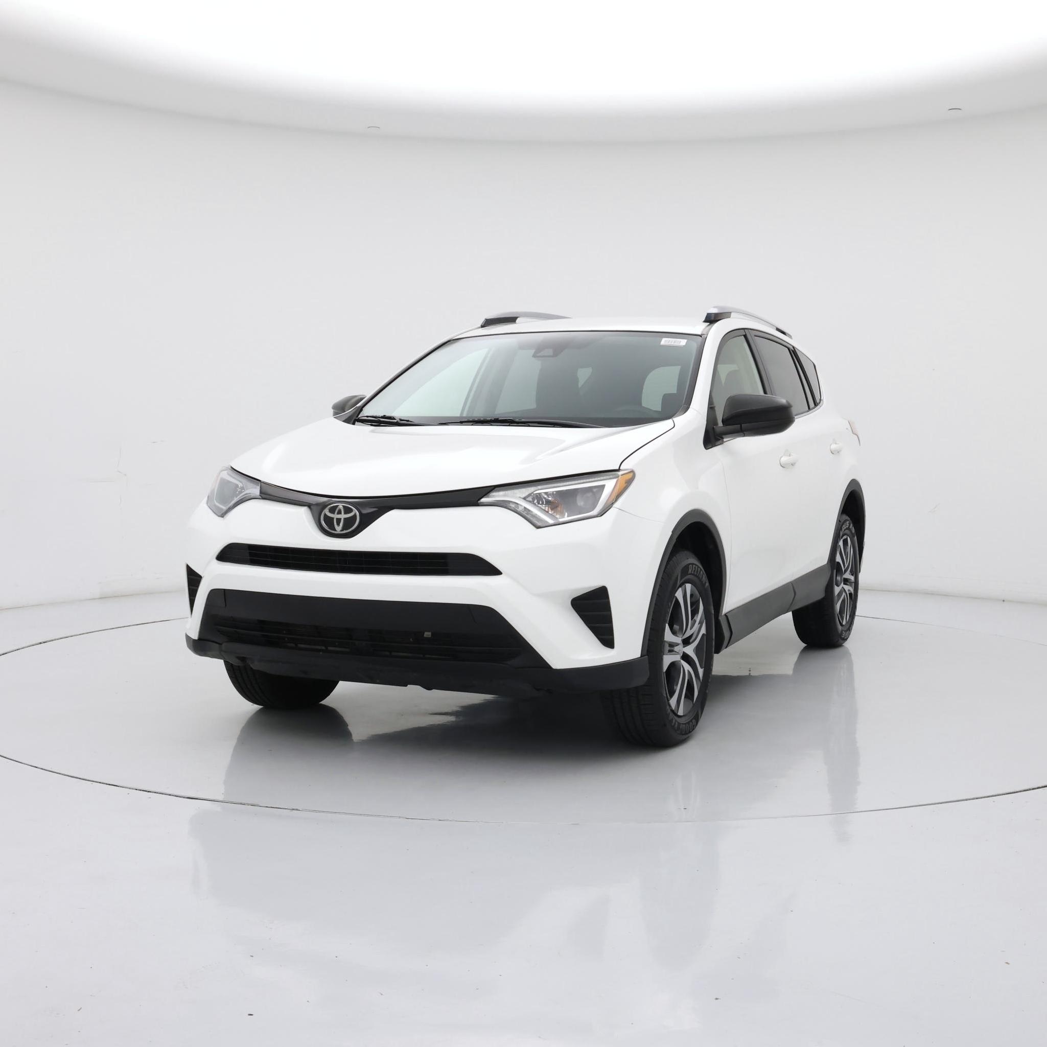 Thumbnail: 2017 Toyota RAV4 - 4