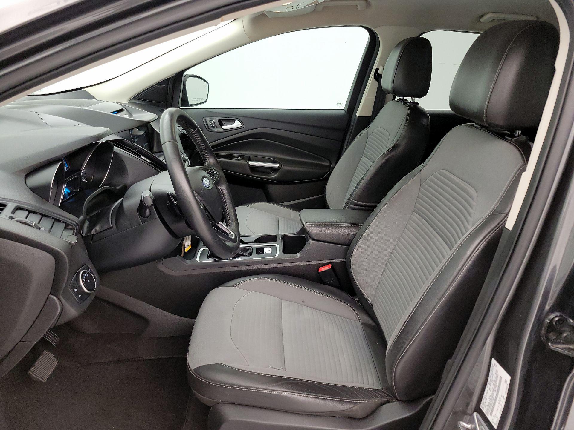 Thumbnail: 2017 Ford Escape - 11
