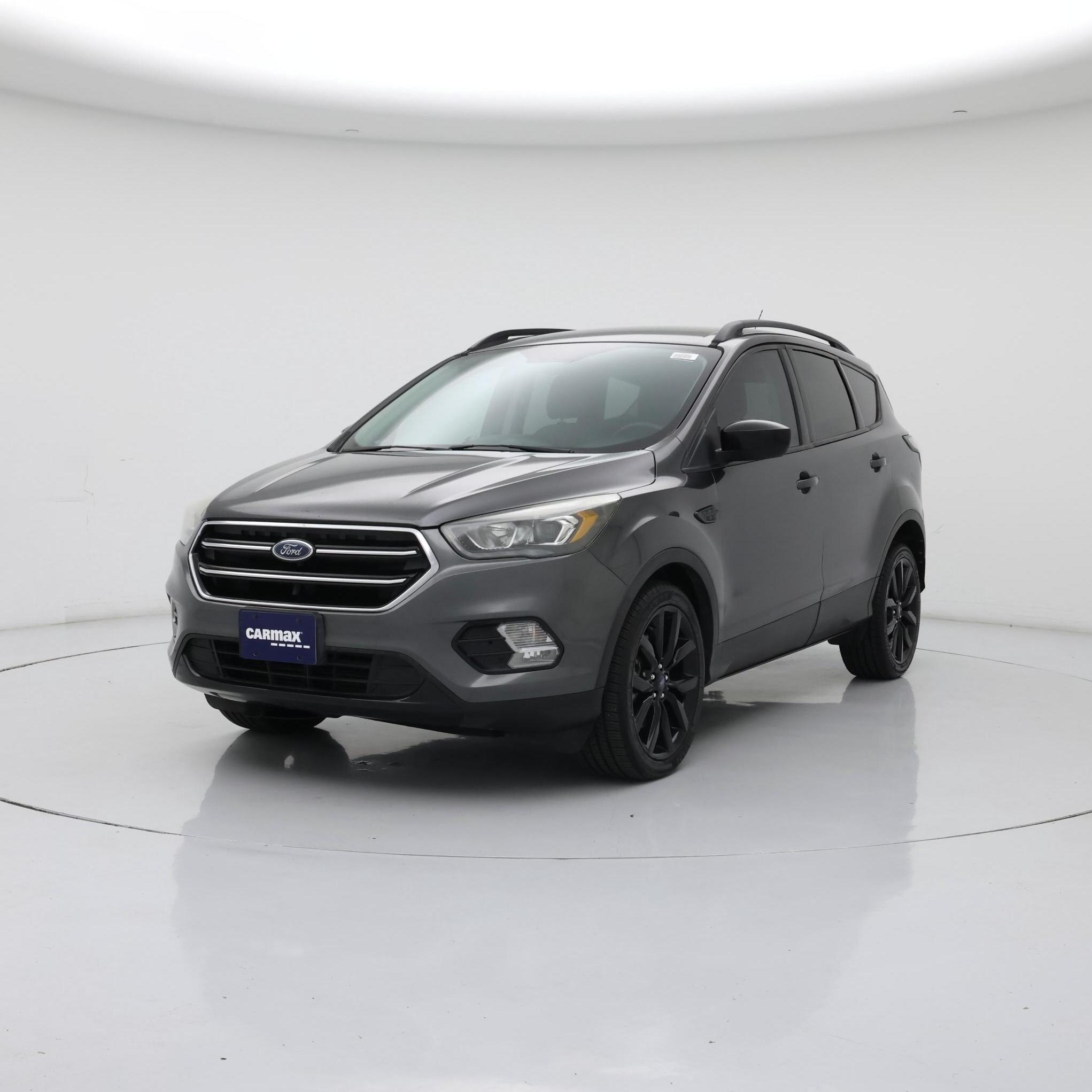 Thumbnail: 2017 Ford Escape - 4