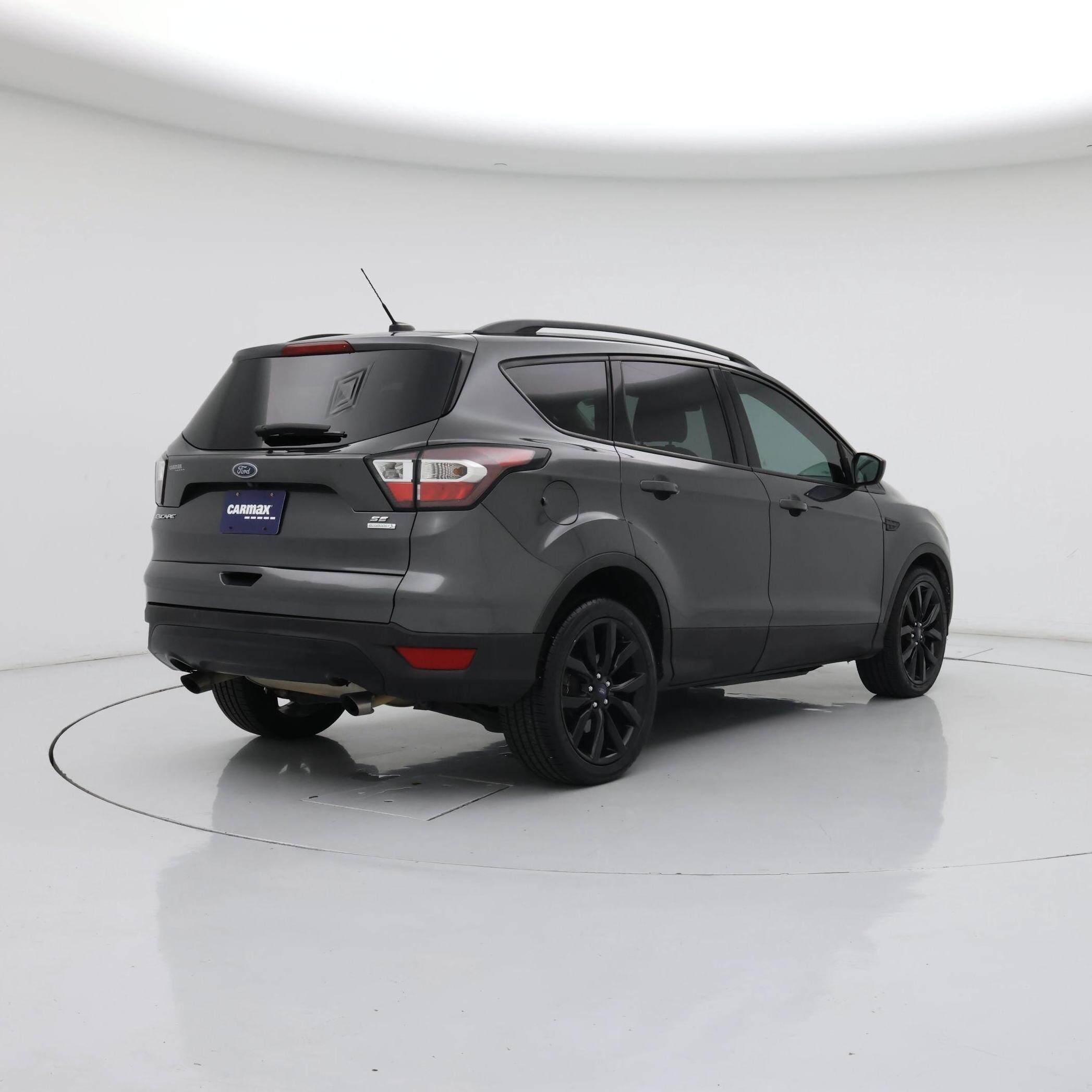 Thumbnail: 2017 Ford Escape - 8