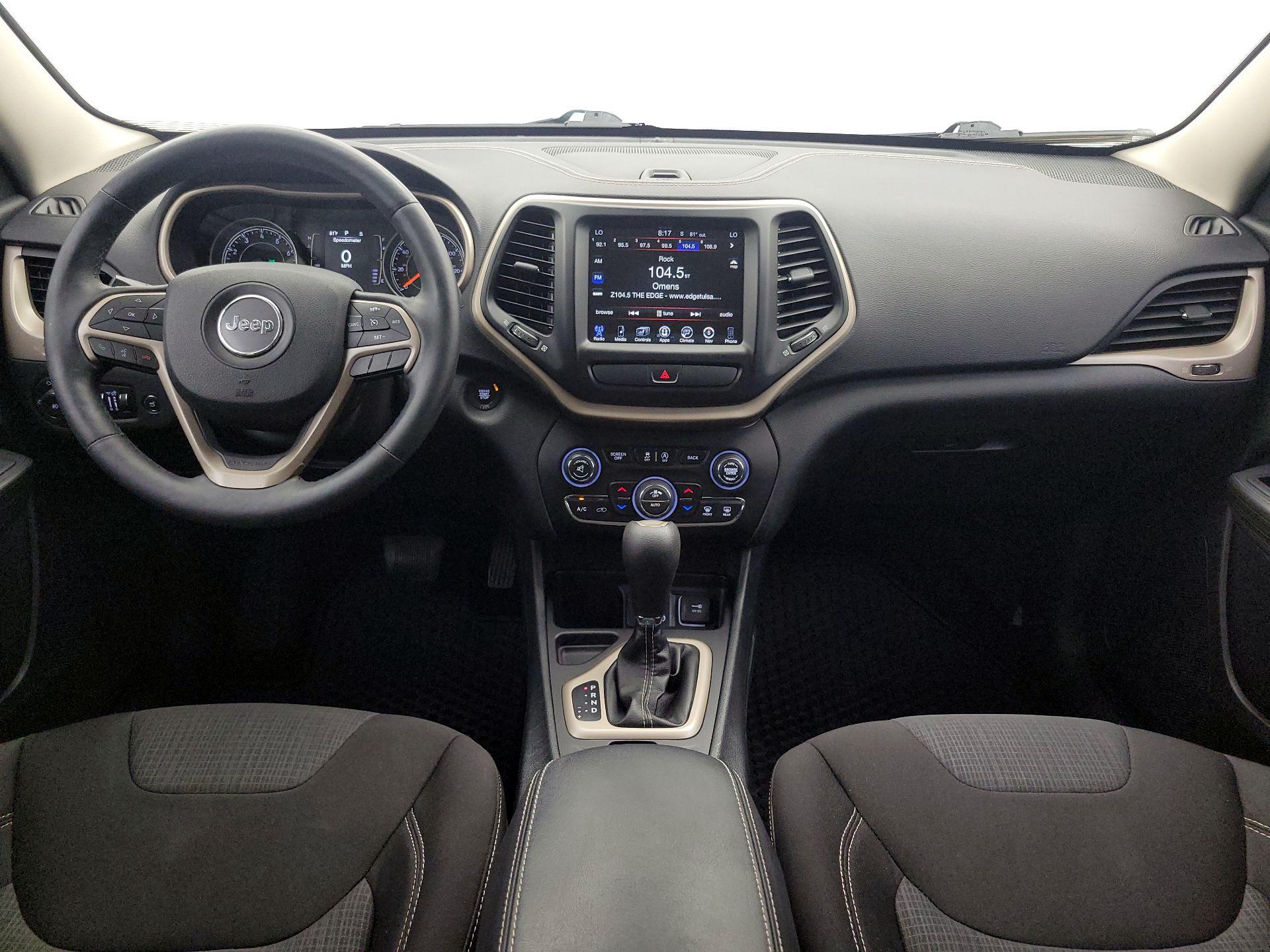 Thumbnail: 2015 Jeep Cherokee - 9
