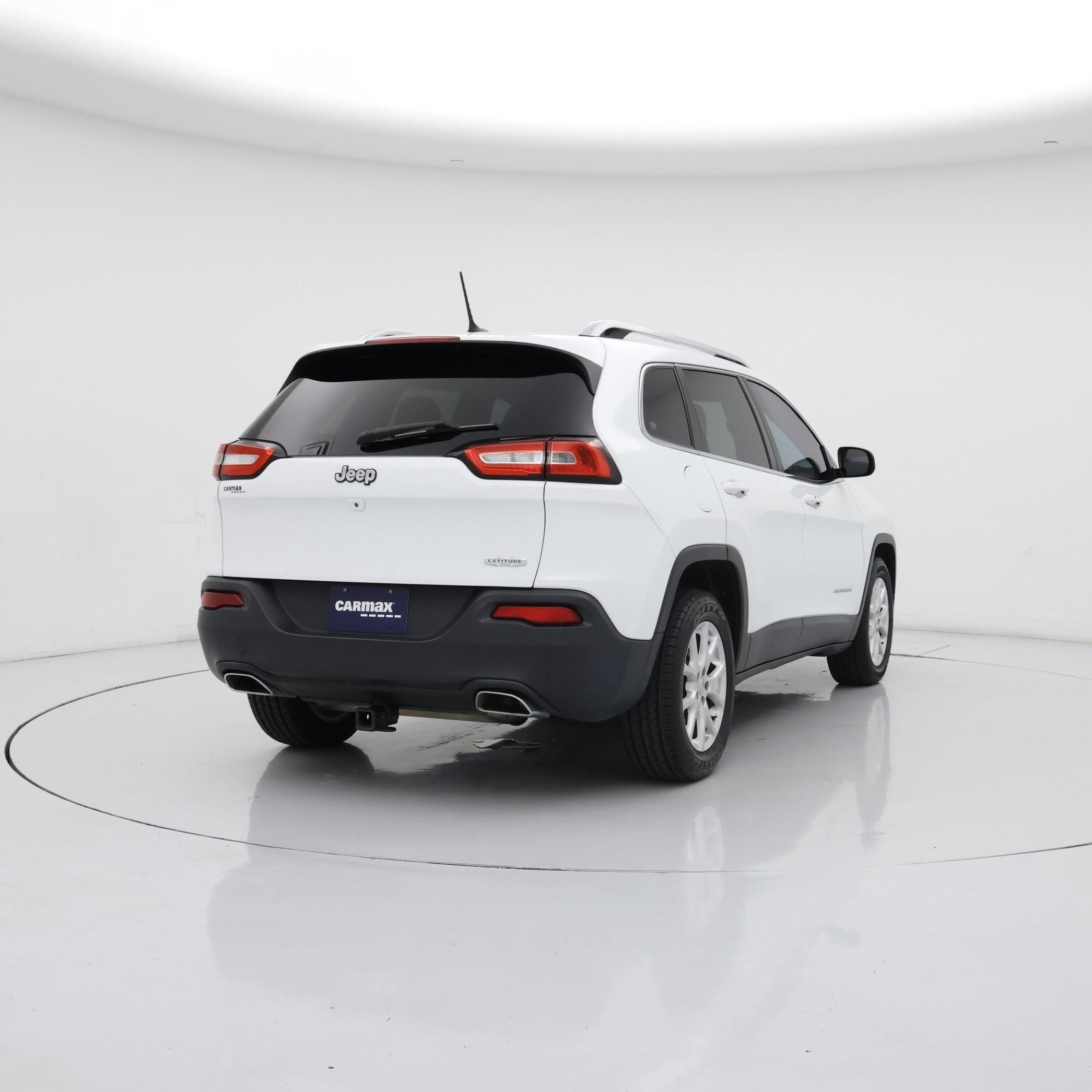 Thumbnail: 2015 Jeep Cherokee - 8