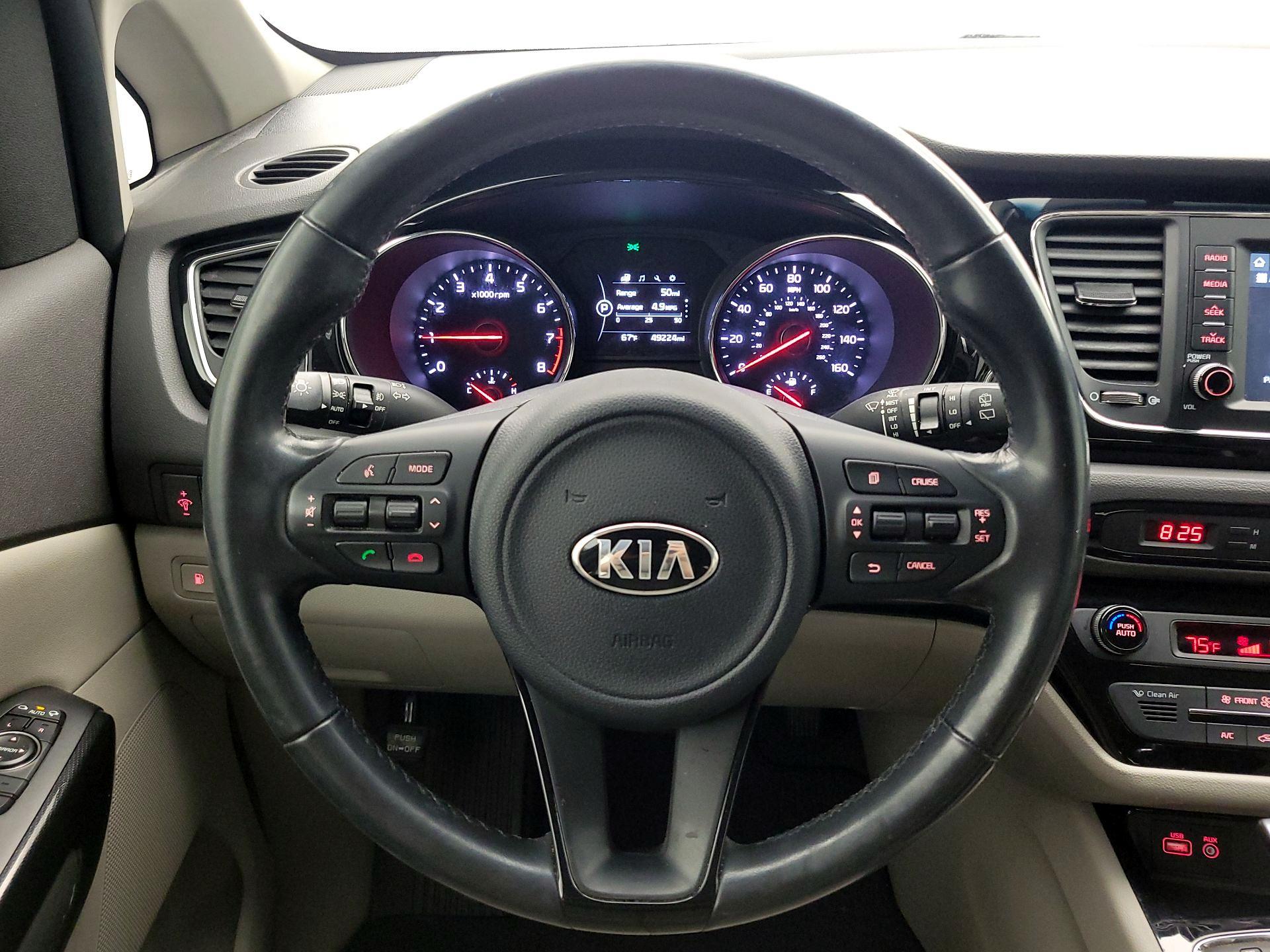 Thumbnail: 2018 Kia Sedona - 10