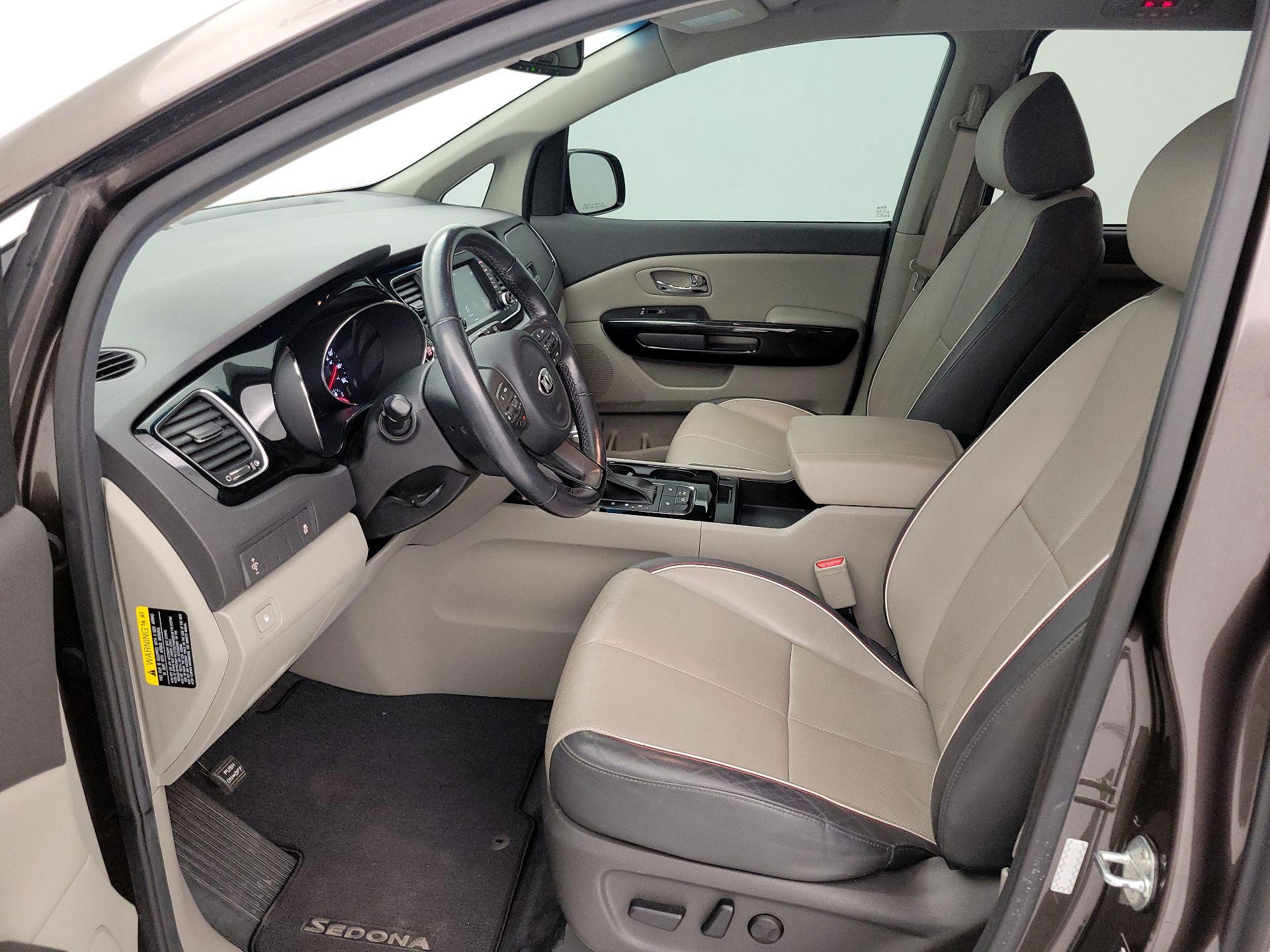 Thumbnail: 2018 Kia Sedona - 11