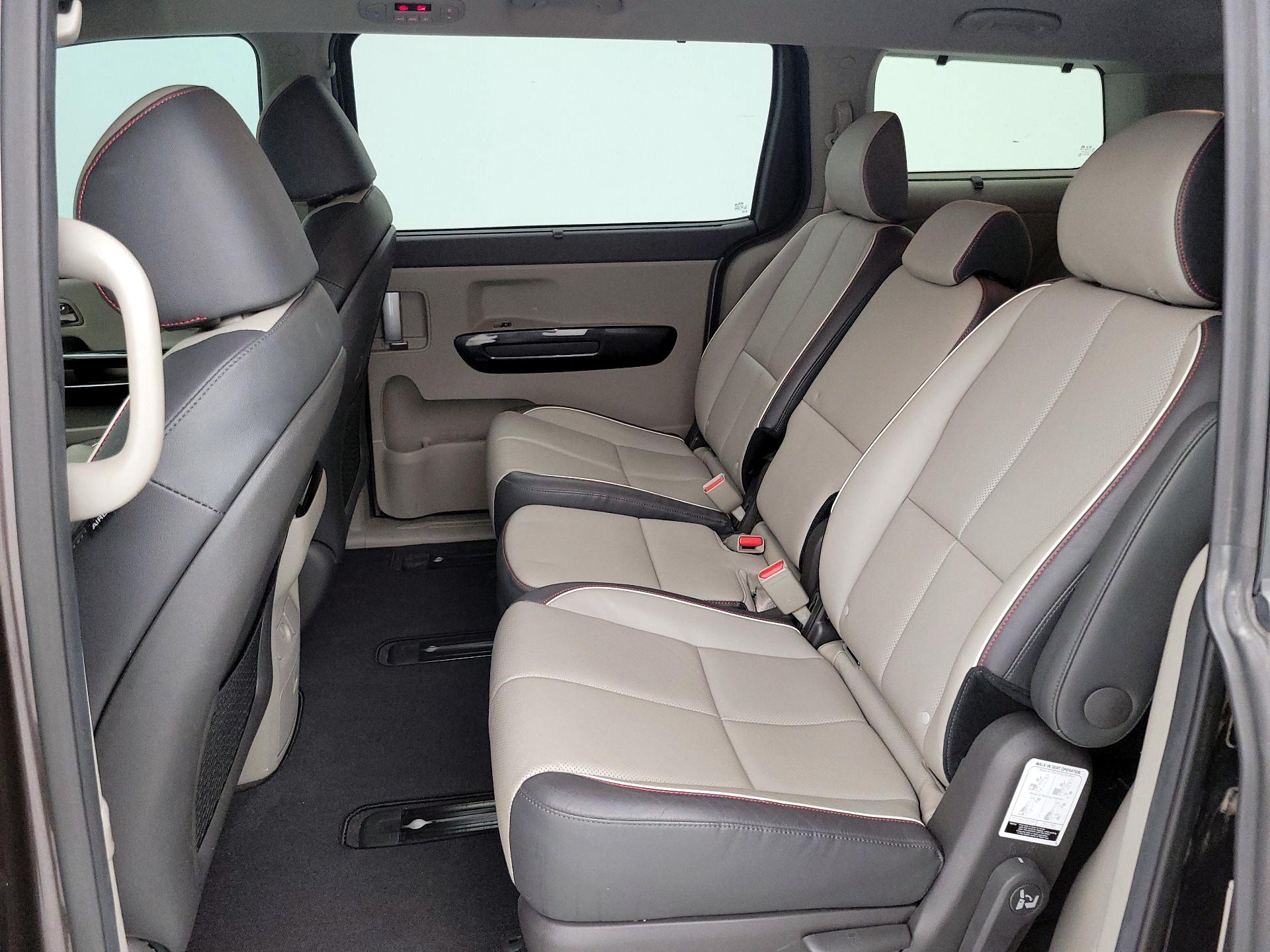Thumbnail: 2018 Kia Sedona - 19