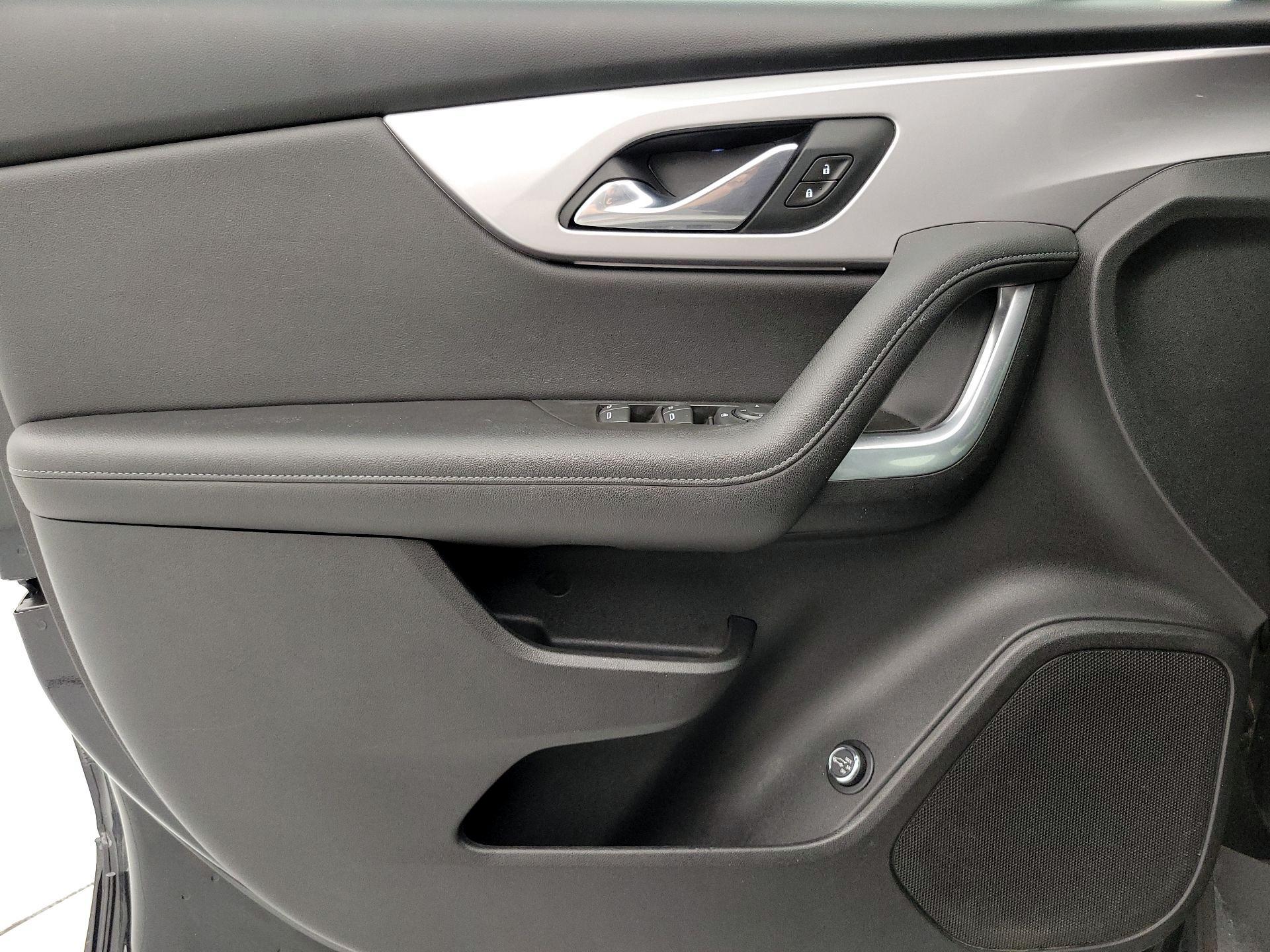 Thumbnail: 2021 Chevrolet Blazer - 12