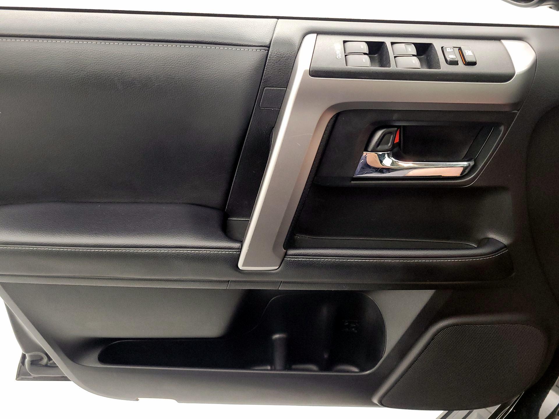 Thumbnail: 2024 Toyota 4Runner - 12