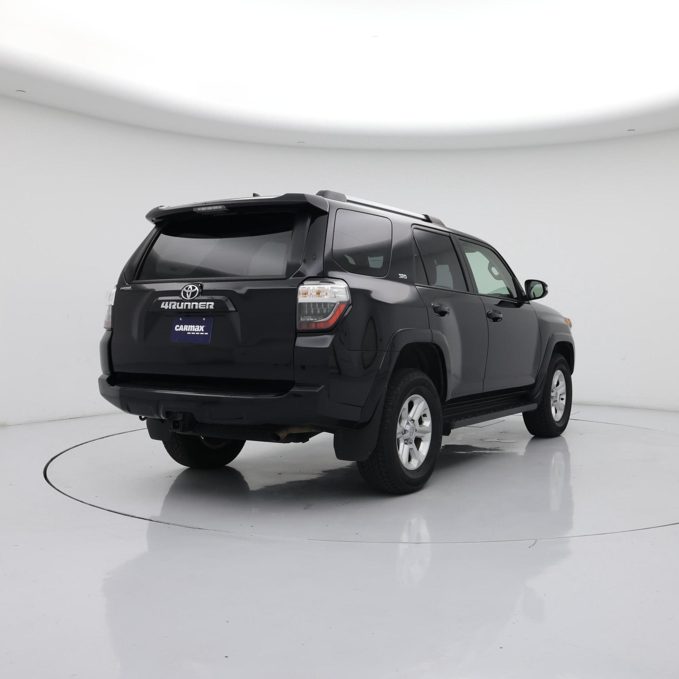 Thumbnail: 2024 Toyota 4Runner - 8